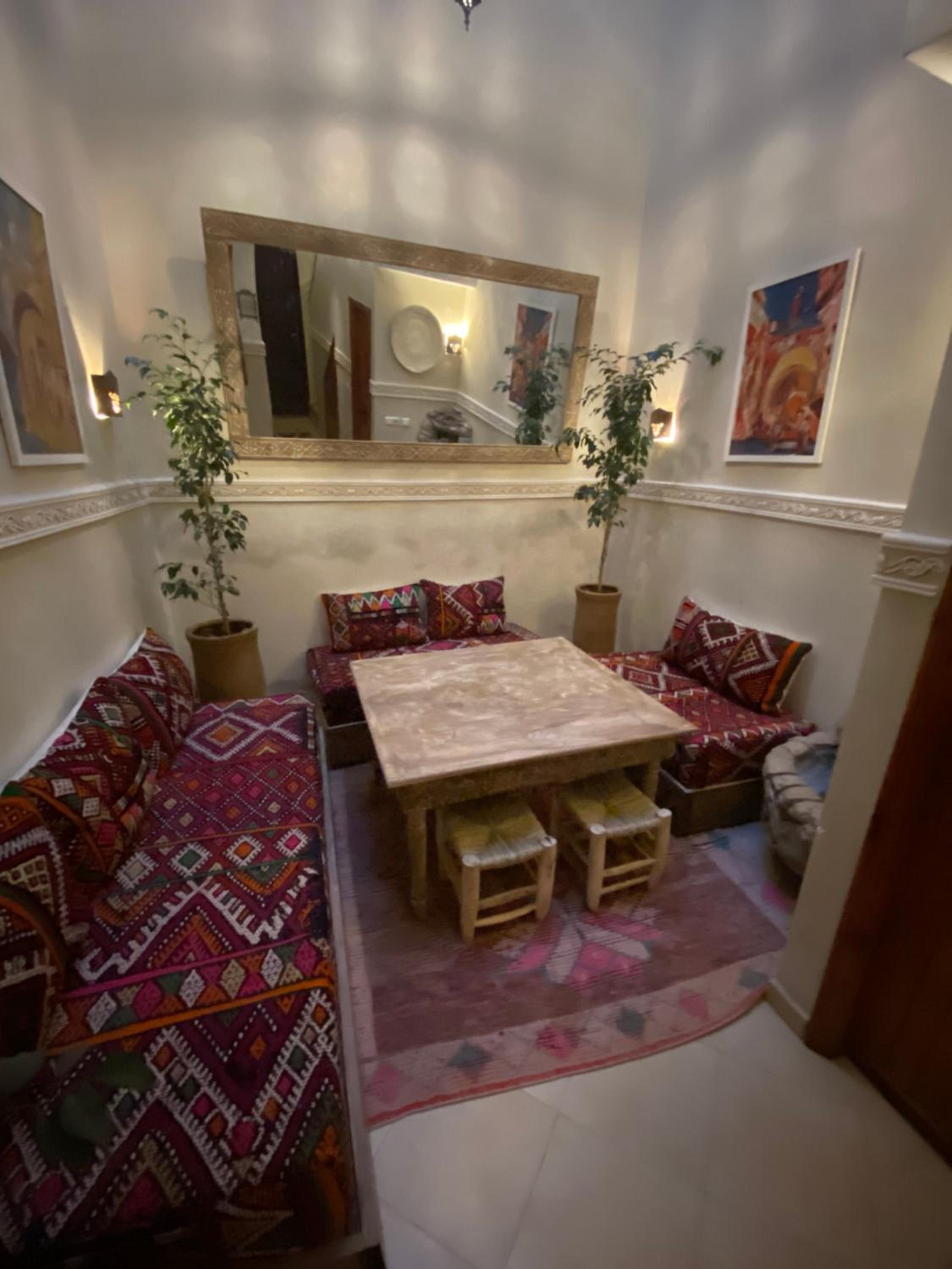 lounge