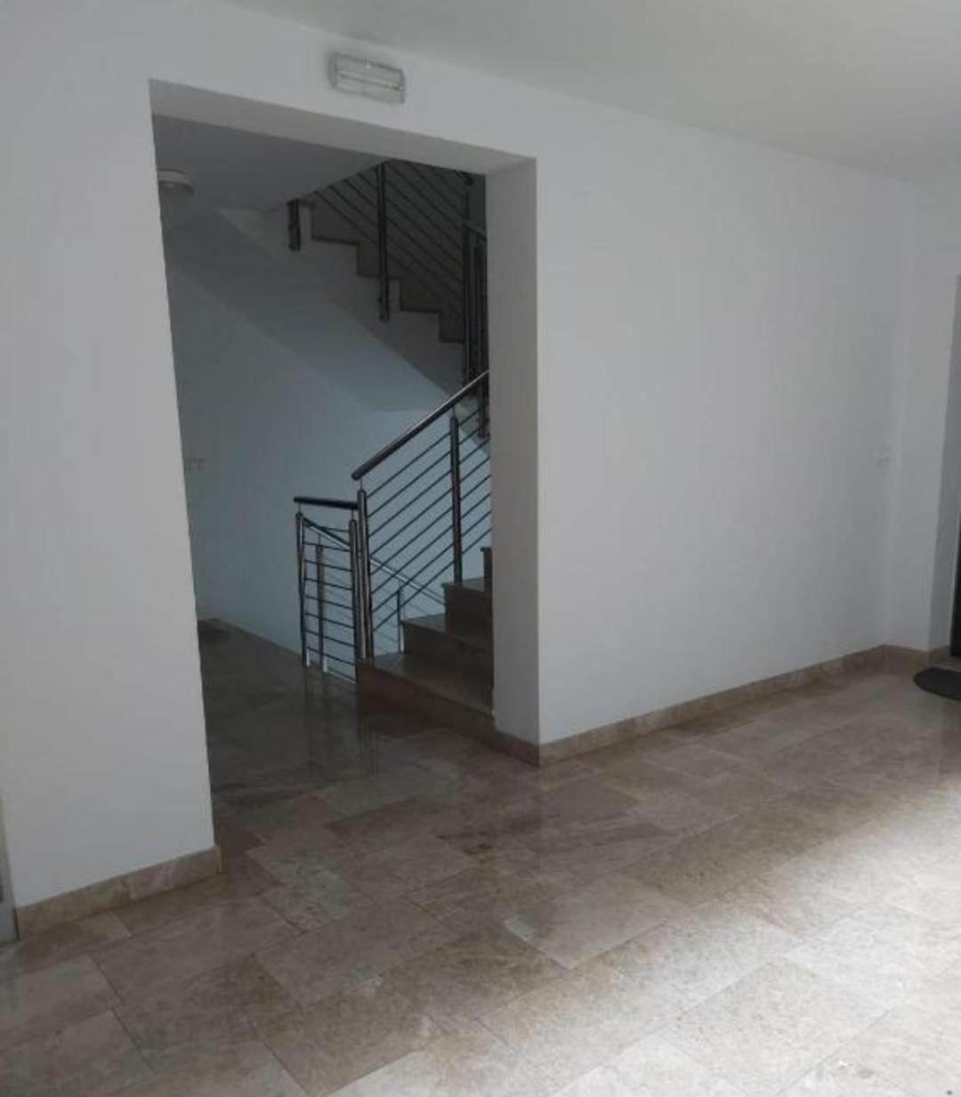 K & S Apartment