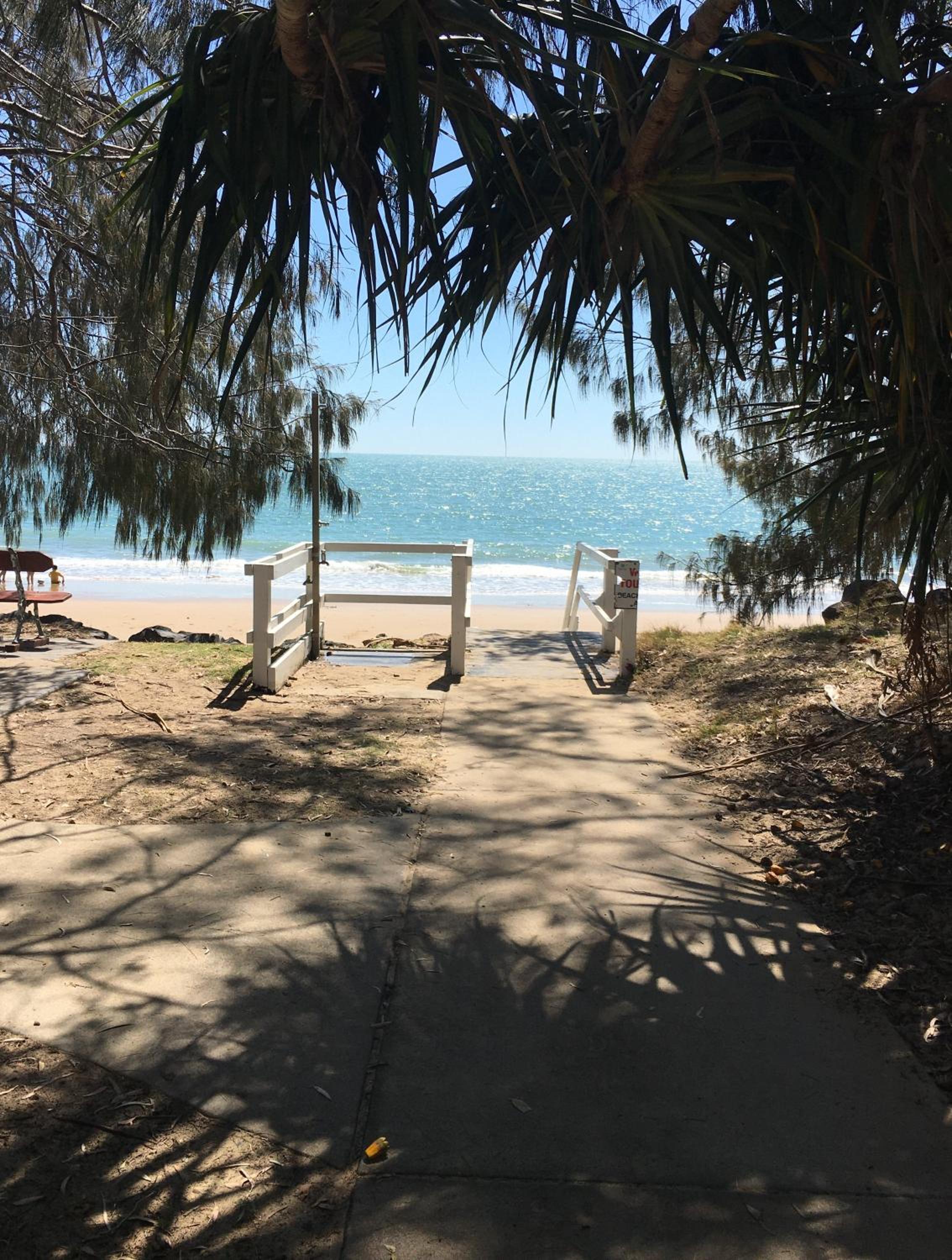 The Bay Beach Shack, Hervey Bay