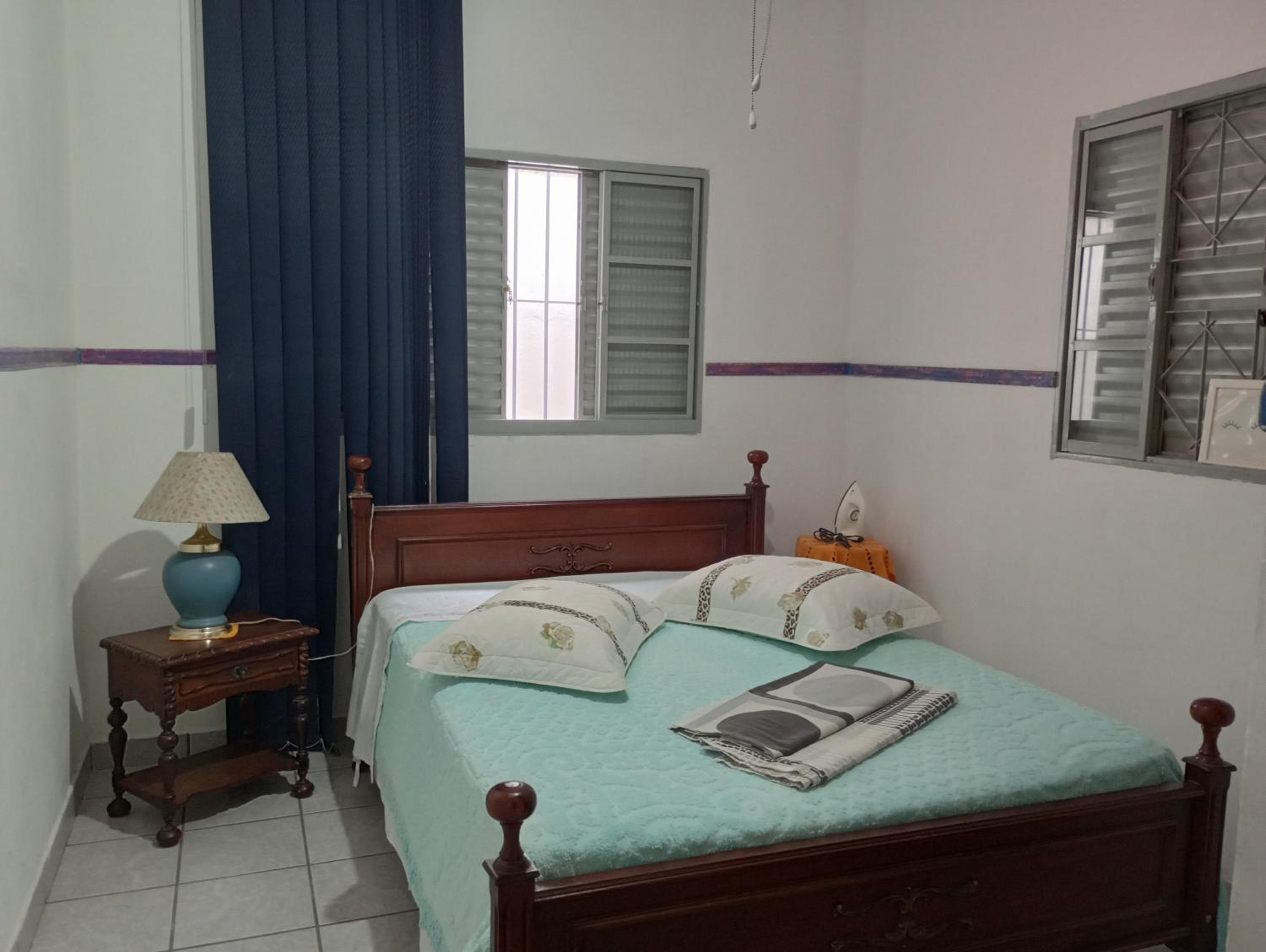 CASA com ACOMODAÇÃO para 6 PESSOAS