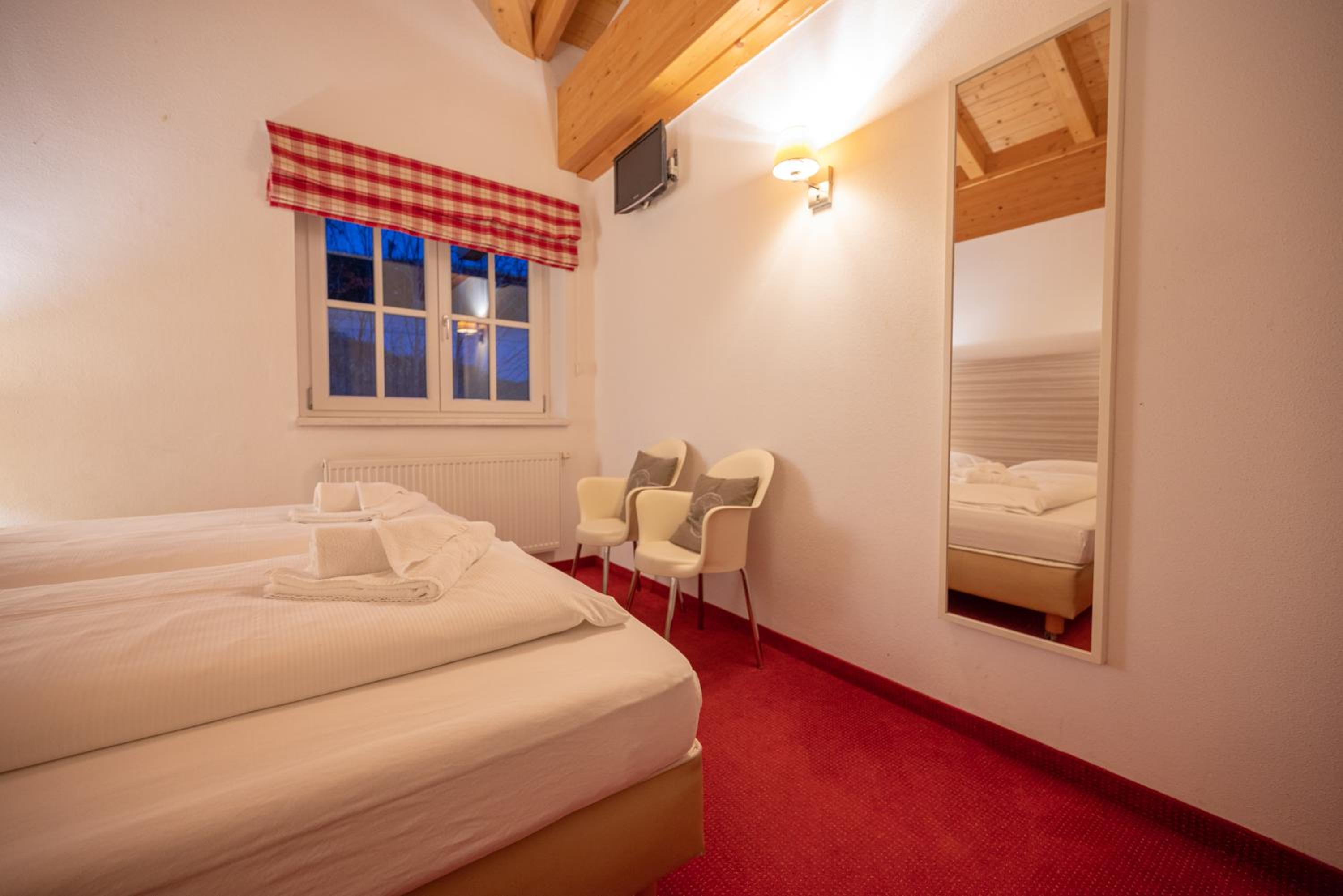 All Seasons Lodge by All in One Apartments