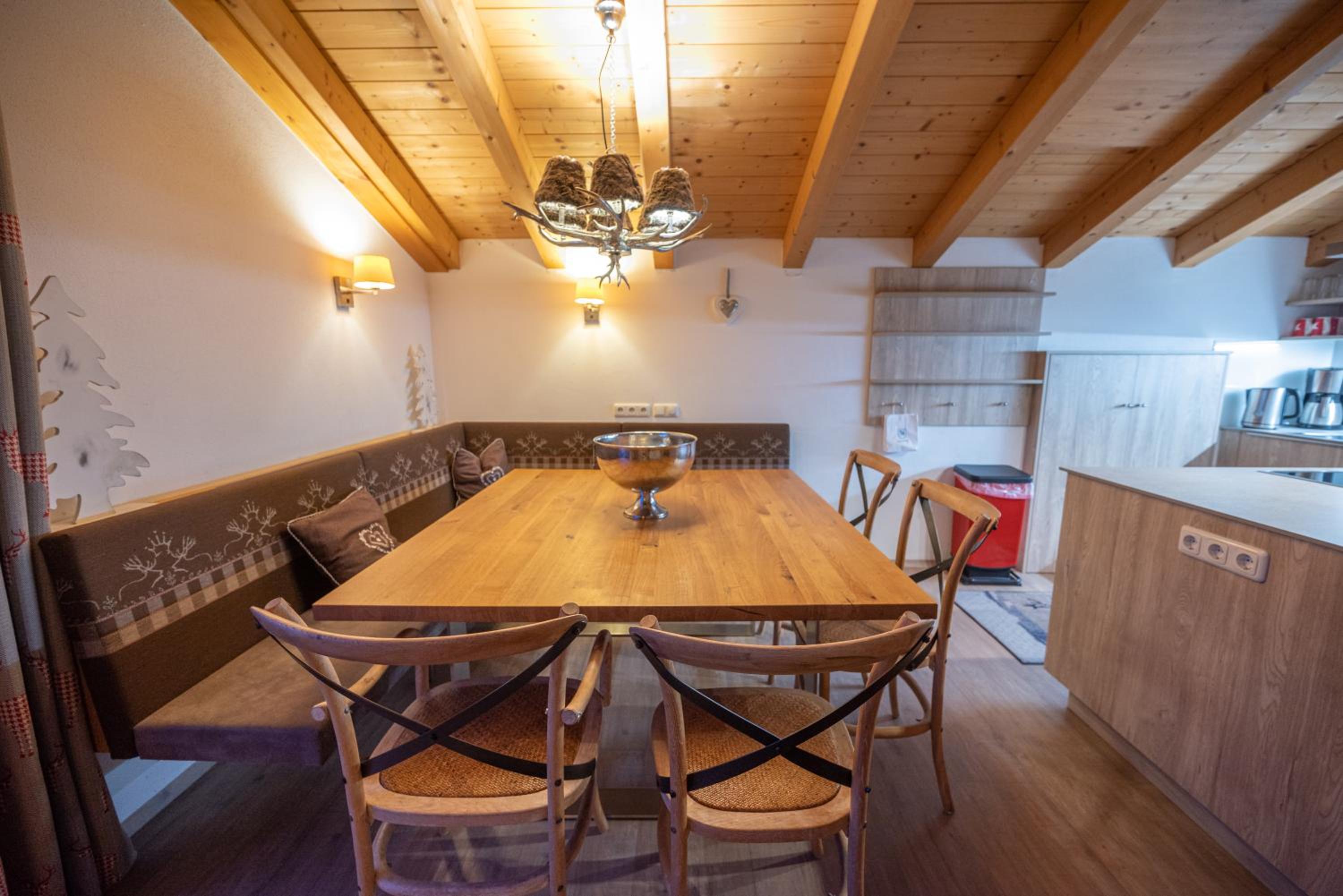 All Seasons Lodge by All in One Apartments