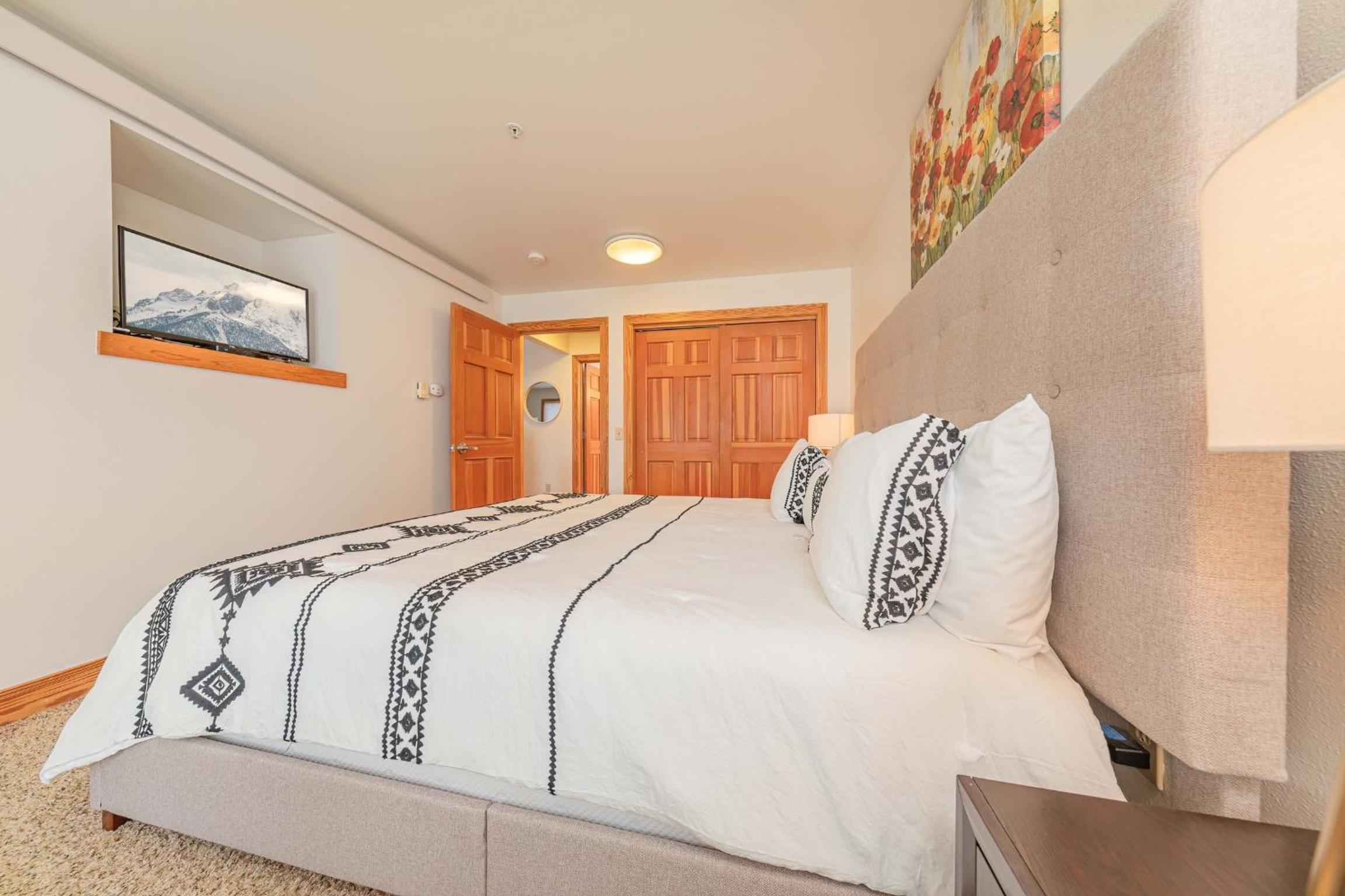 Targhee Rentals 122 in Driggs Idaho near Grand Targhee Ski Resort King Size Bed - Property Image 26