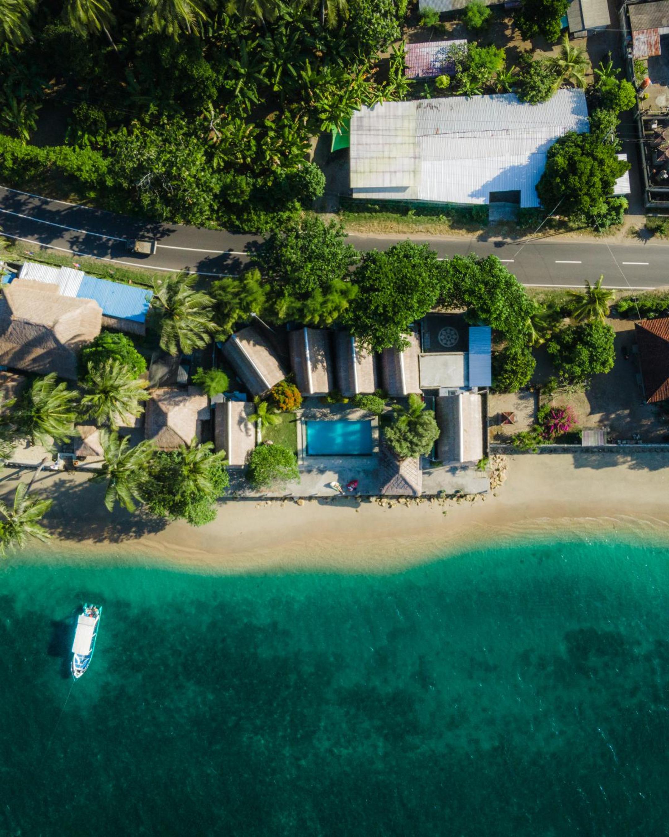 Krisna Bungalows and Restaurant