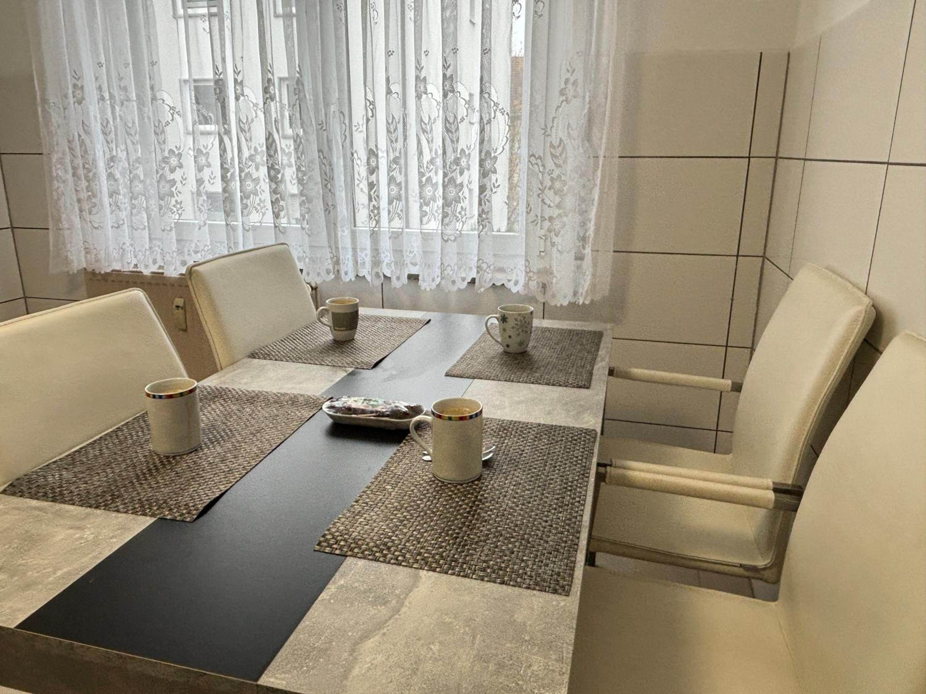Ferienwohnung Grimm en Pforzheim — kitchen