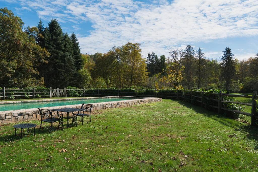Sunny Ridge - PoshPadsCT Best Town Washington