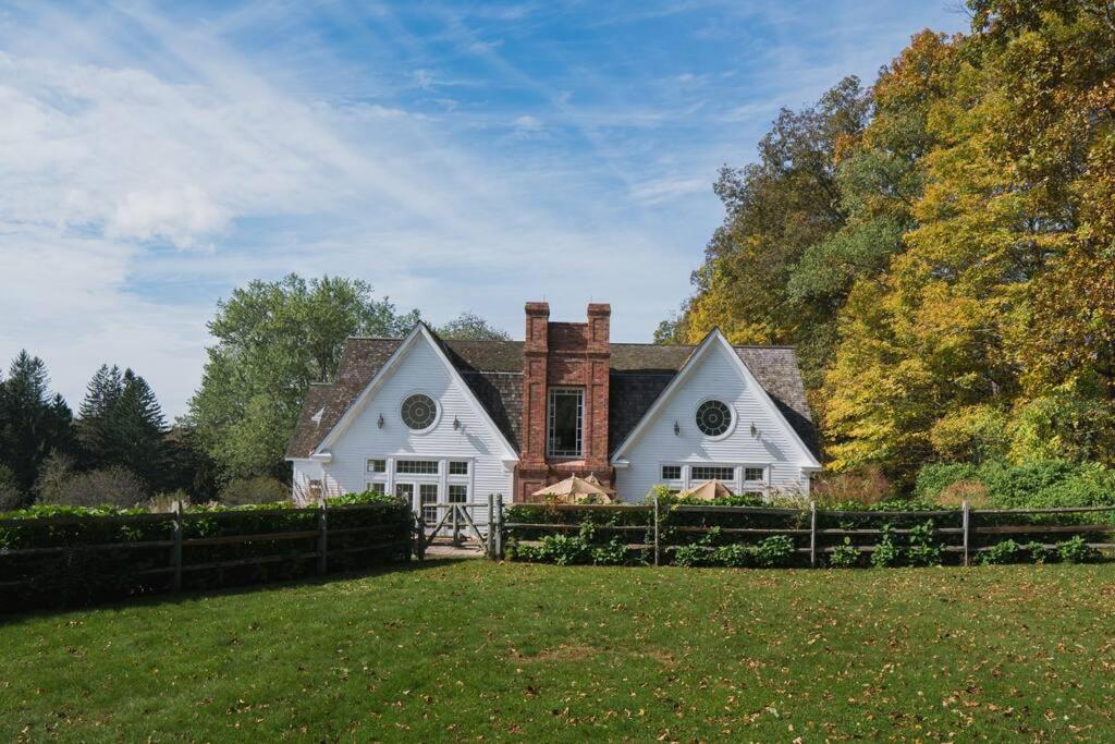 Sunny Ridge - PoshPadsCT Best Town Washington