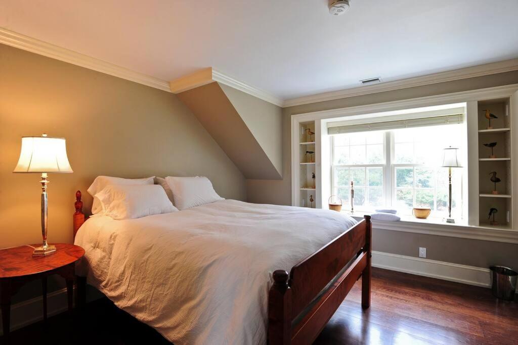 Sunny Ridge - PoshPadsCT Best Town Washington