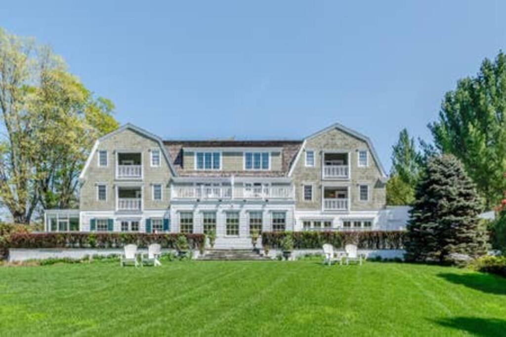 Sunny Ridge - PoshPadsCT Best Town Washington