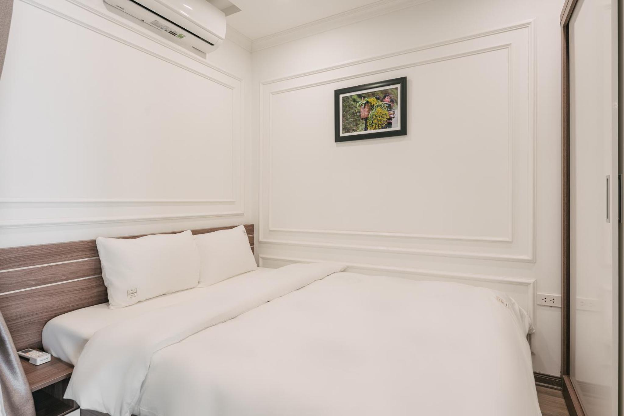 D'LEROI SOLEIL- TAY HO- NEAR WESTLAKE IN HA Noi