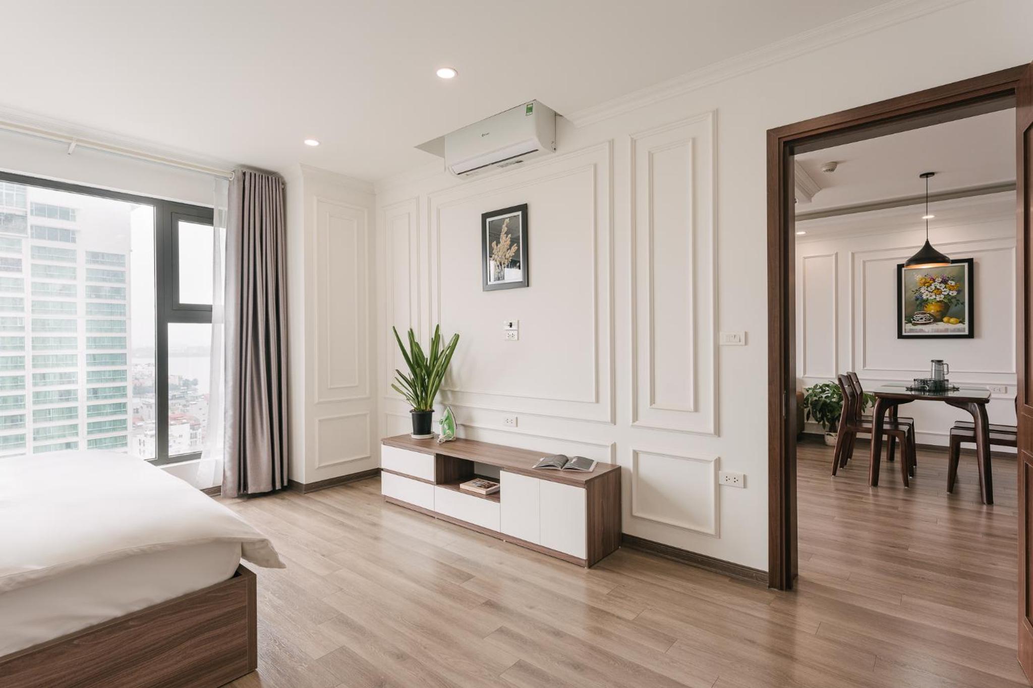 D'LEROI SOLEIL- TAY HO- NEAR WESTLAKE IN HA Noi