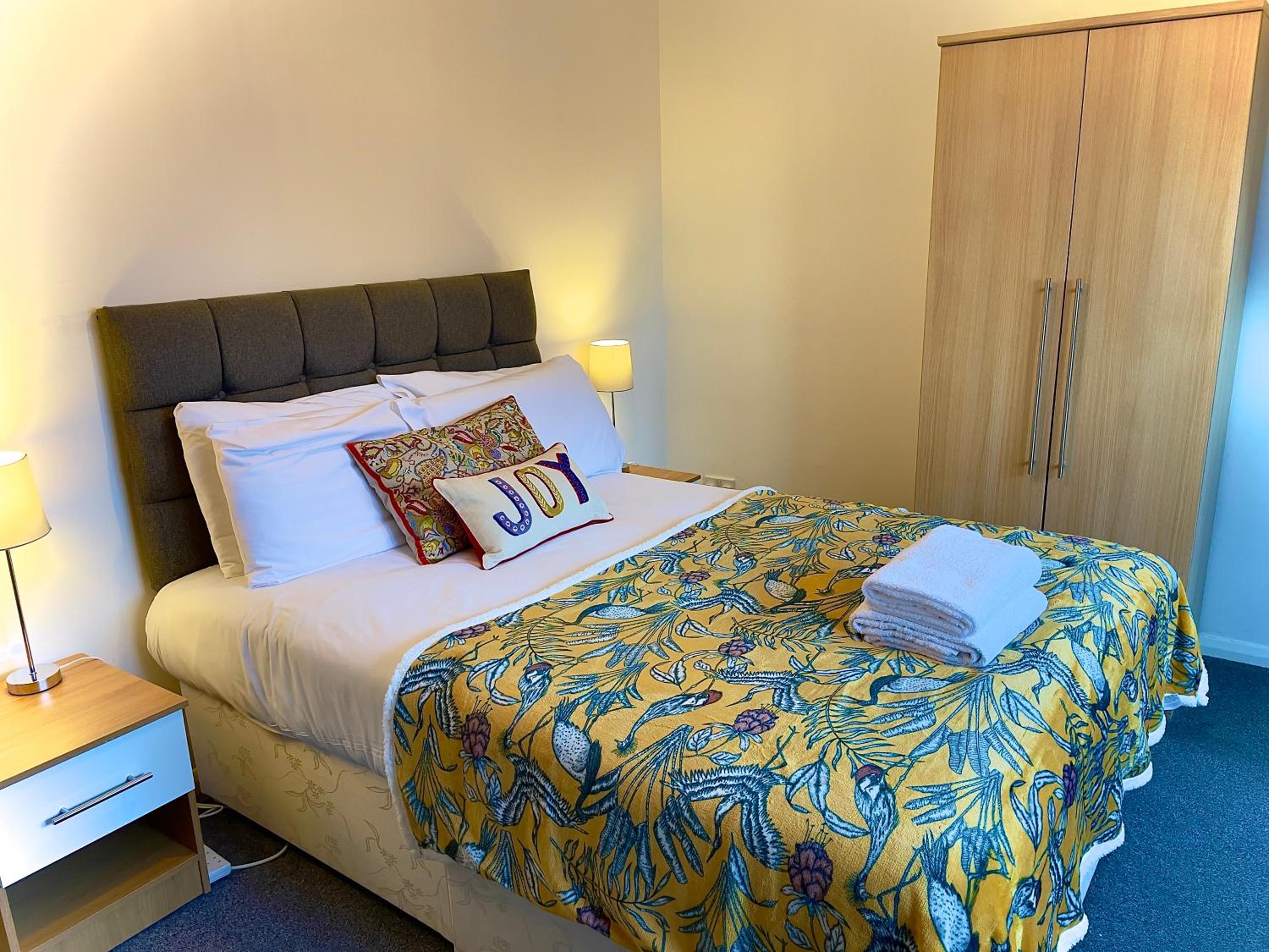 Charming Home in Wellingborough