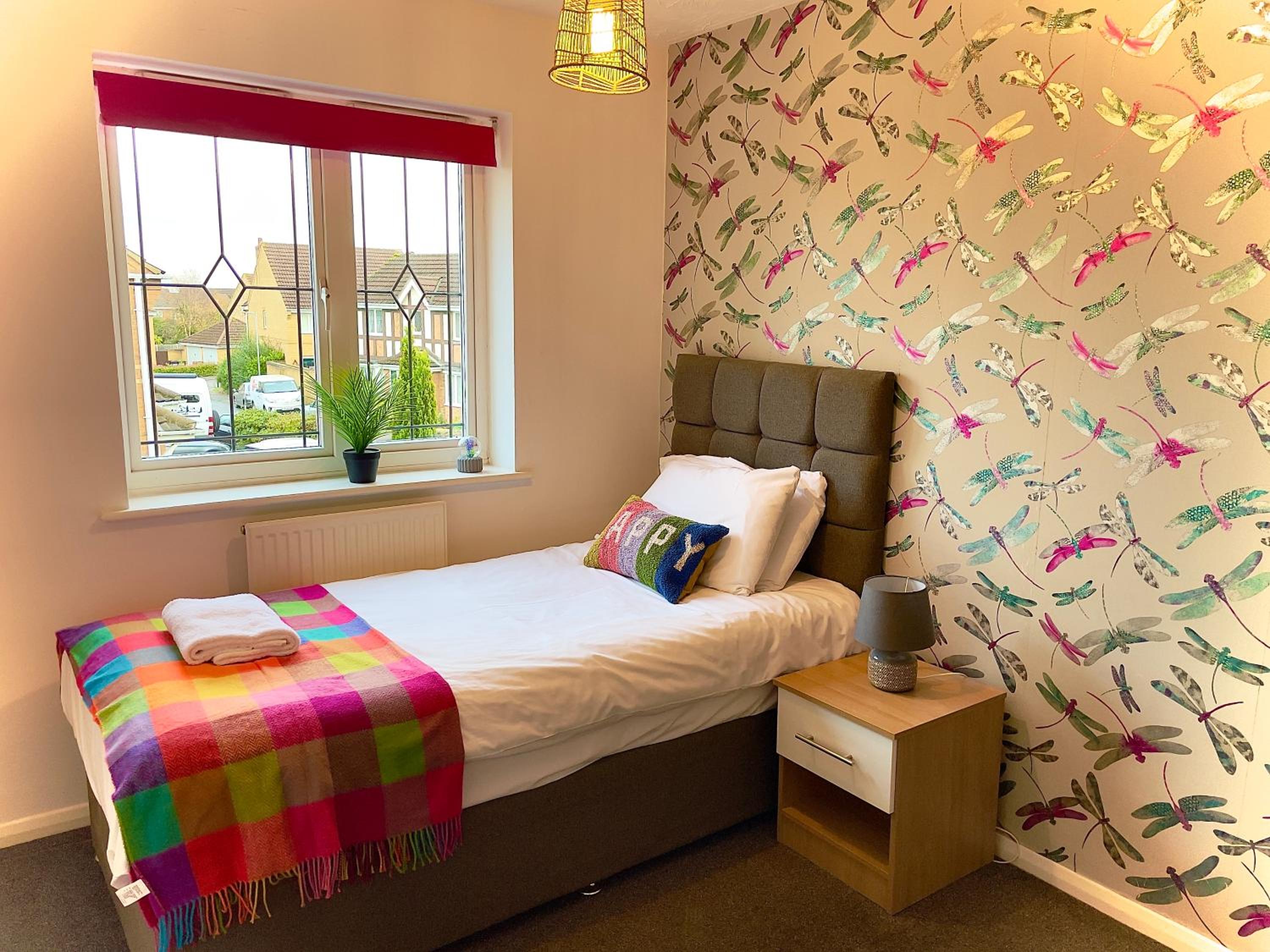 Charming Home in Wellingborough