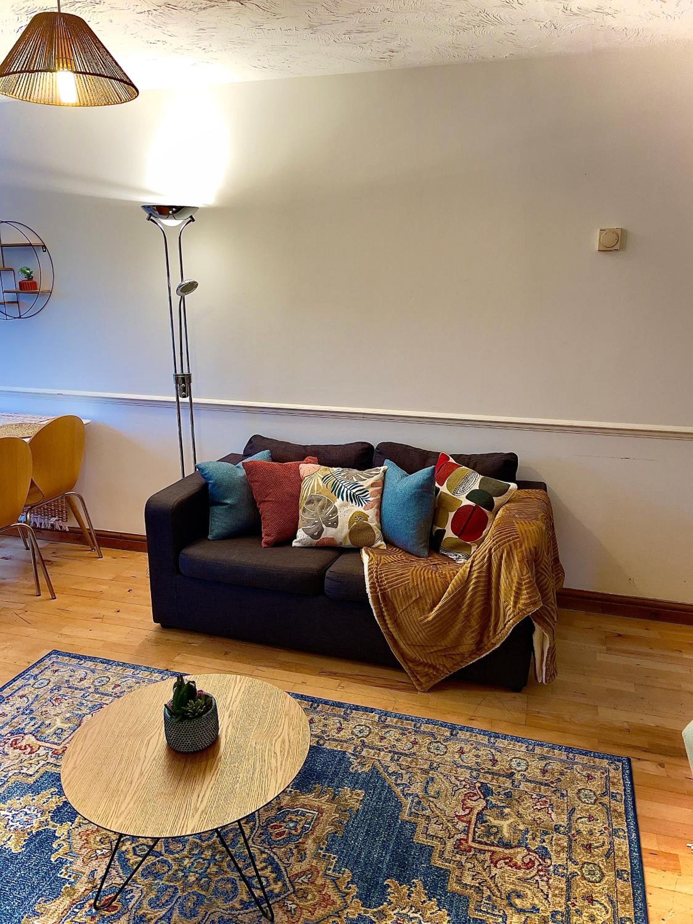 Charming Home in Wellingborough