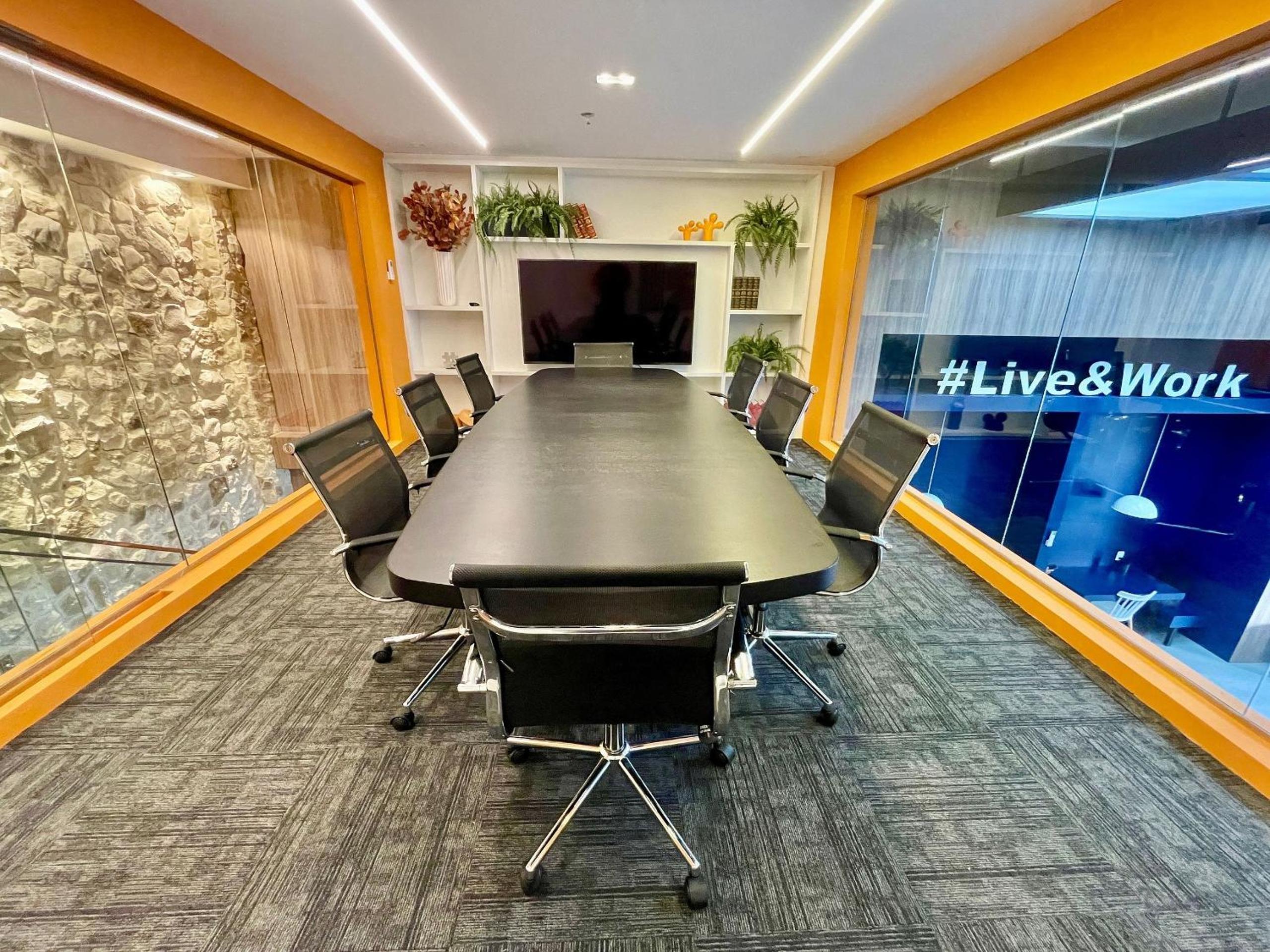 meeting & event spaces