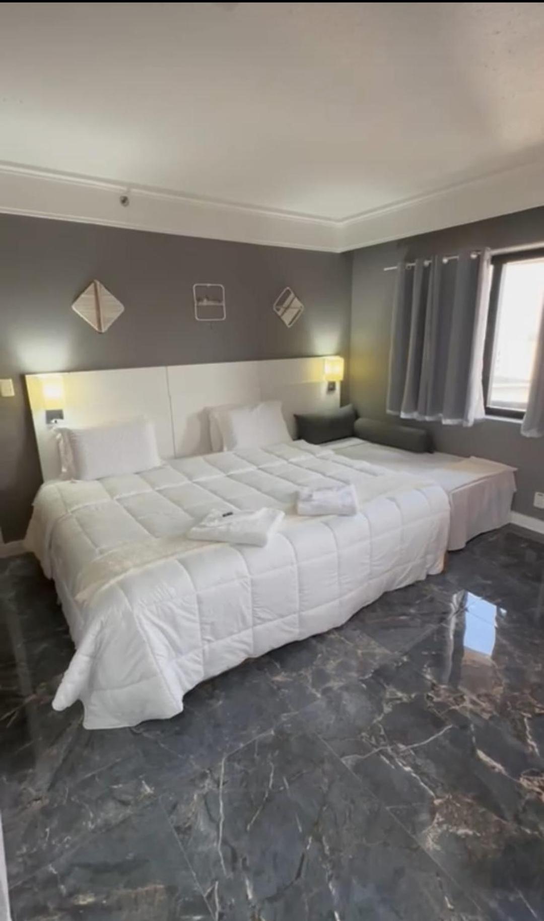 Golden Flat's - Slaviero Guarulhos