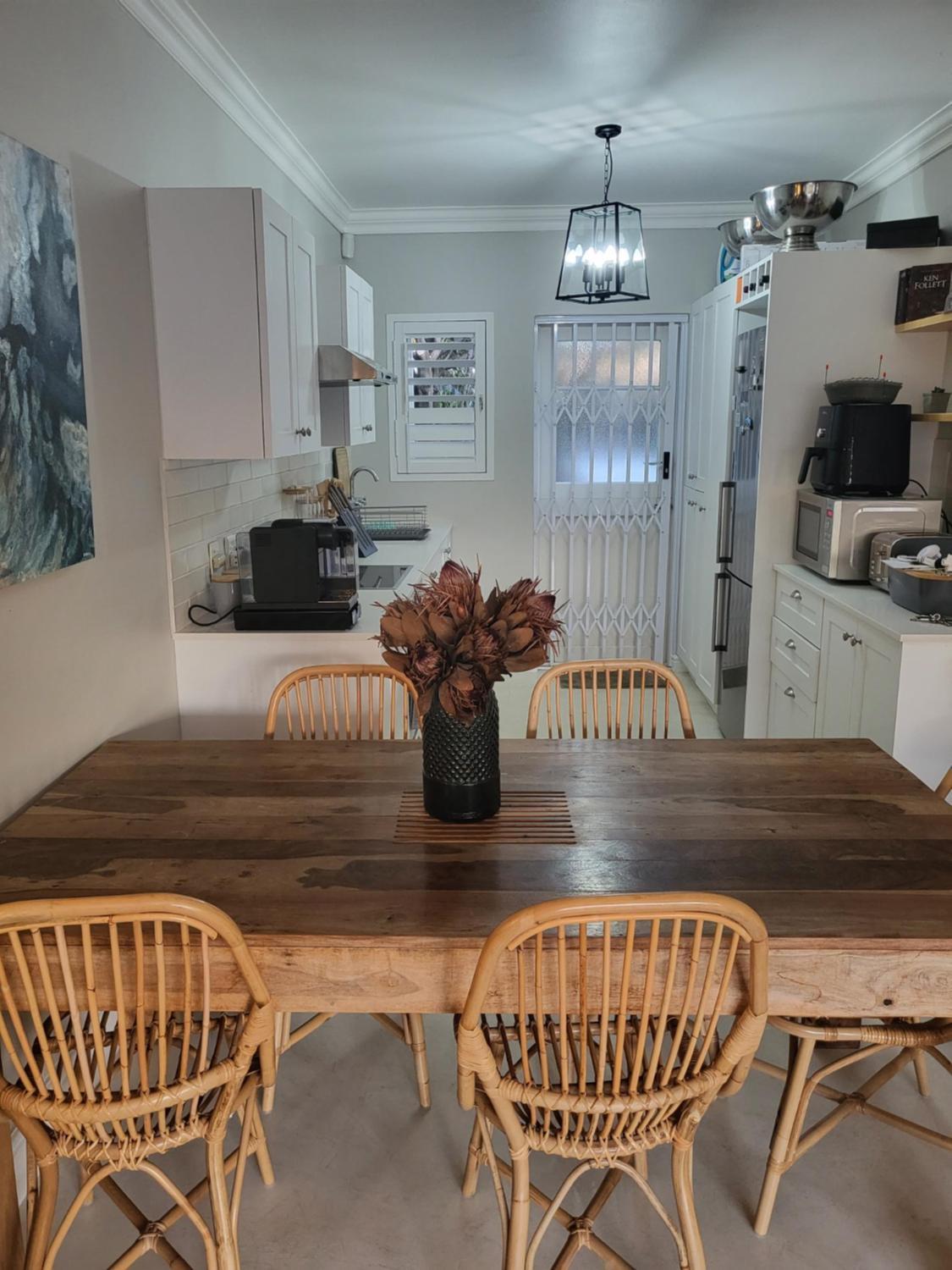 Charming 2 Bedroom Cottage in Noordhoek surrounds view 5
