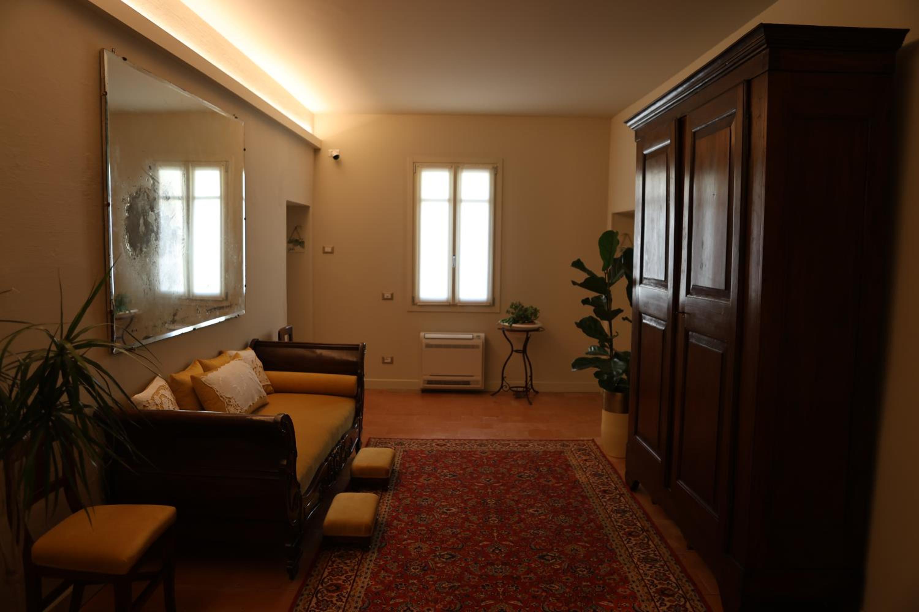 DOMUS AQUENIGRE