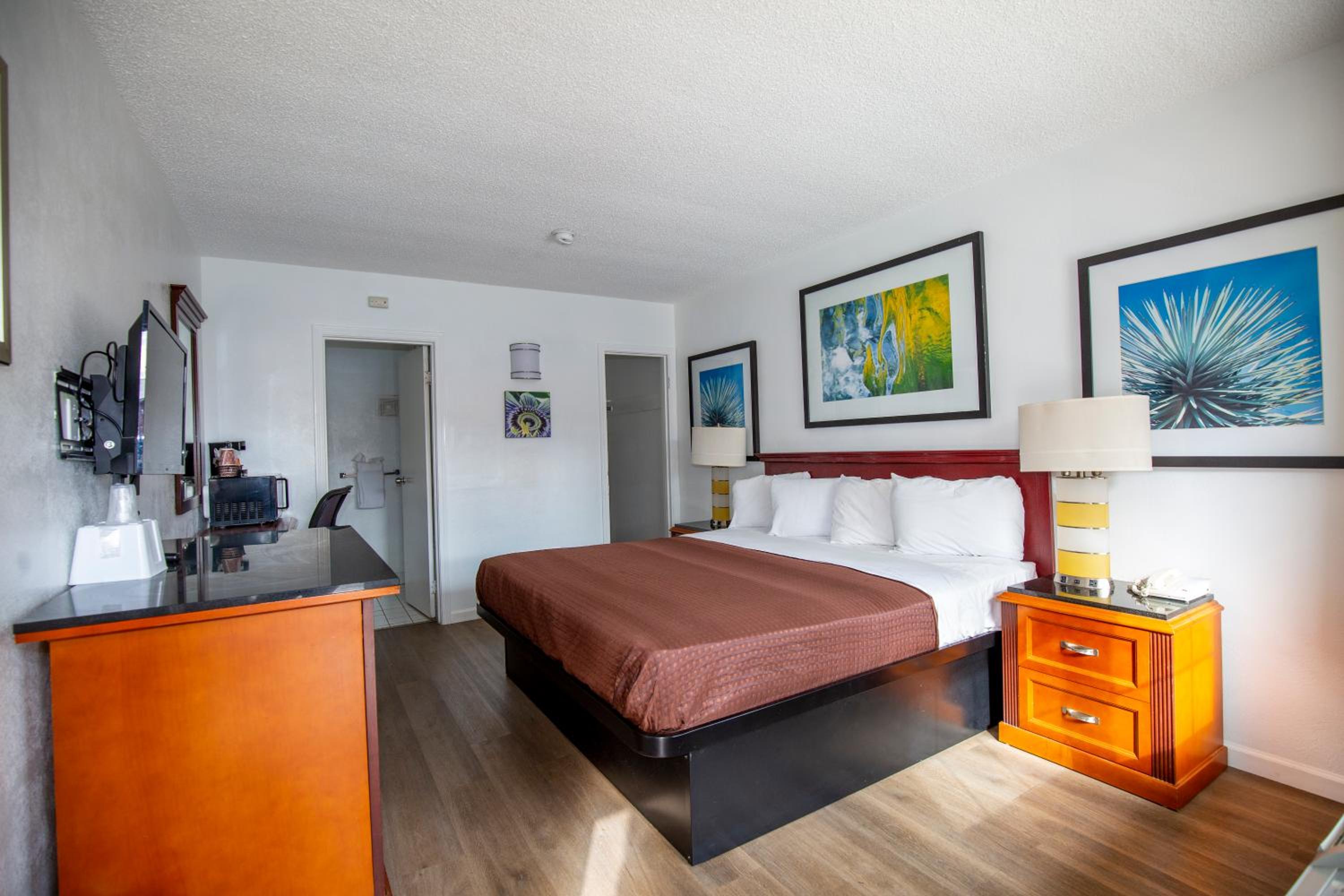 Chico Vacations - Americas Best Value Inn - Chico - Property Image 9