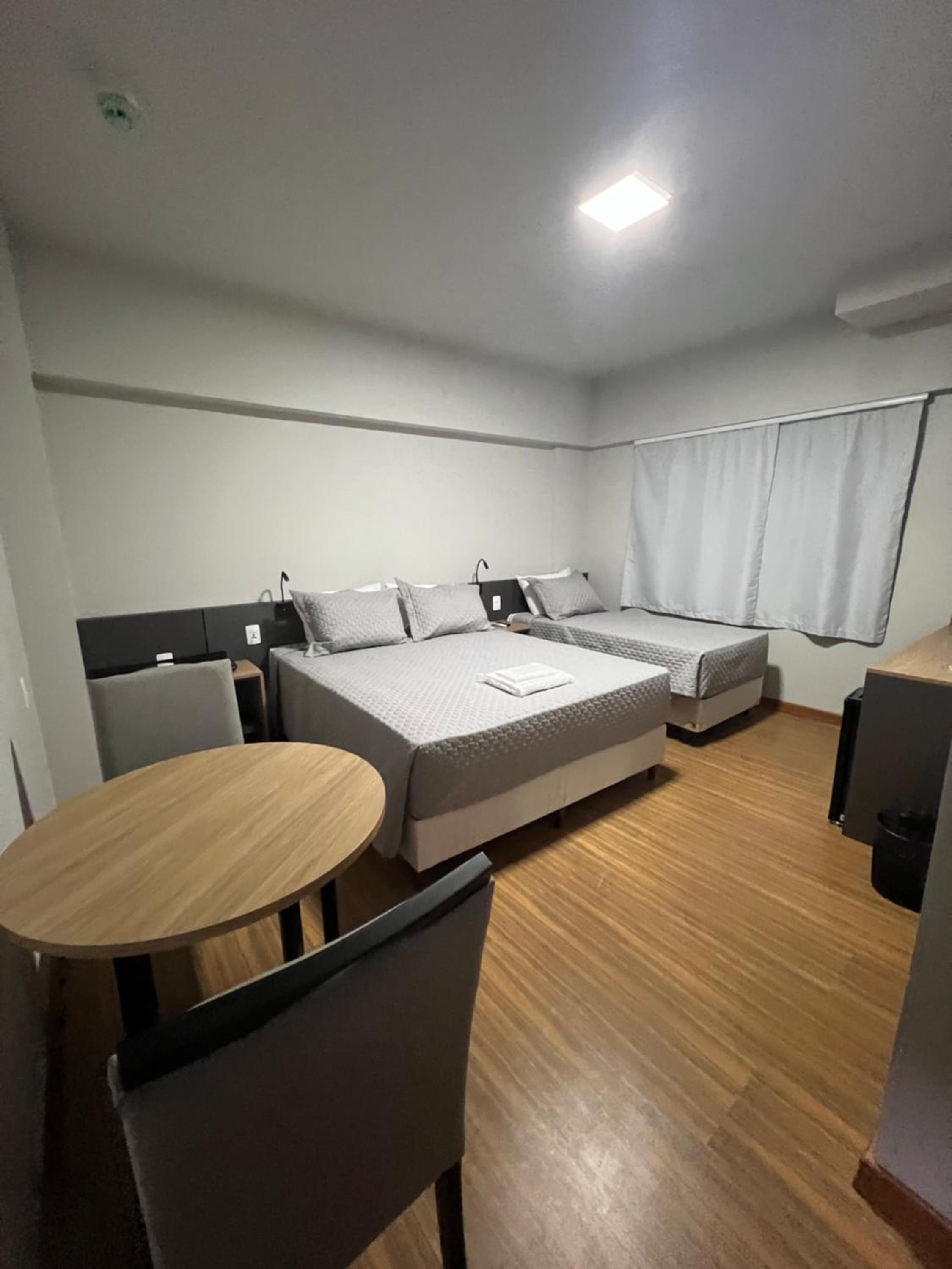Hoteis Cattoni en Lages — hotel room