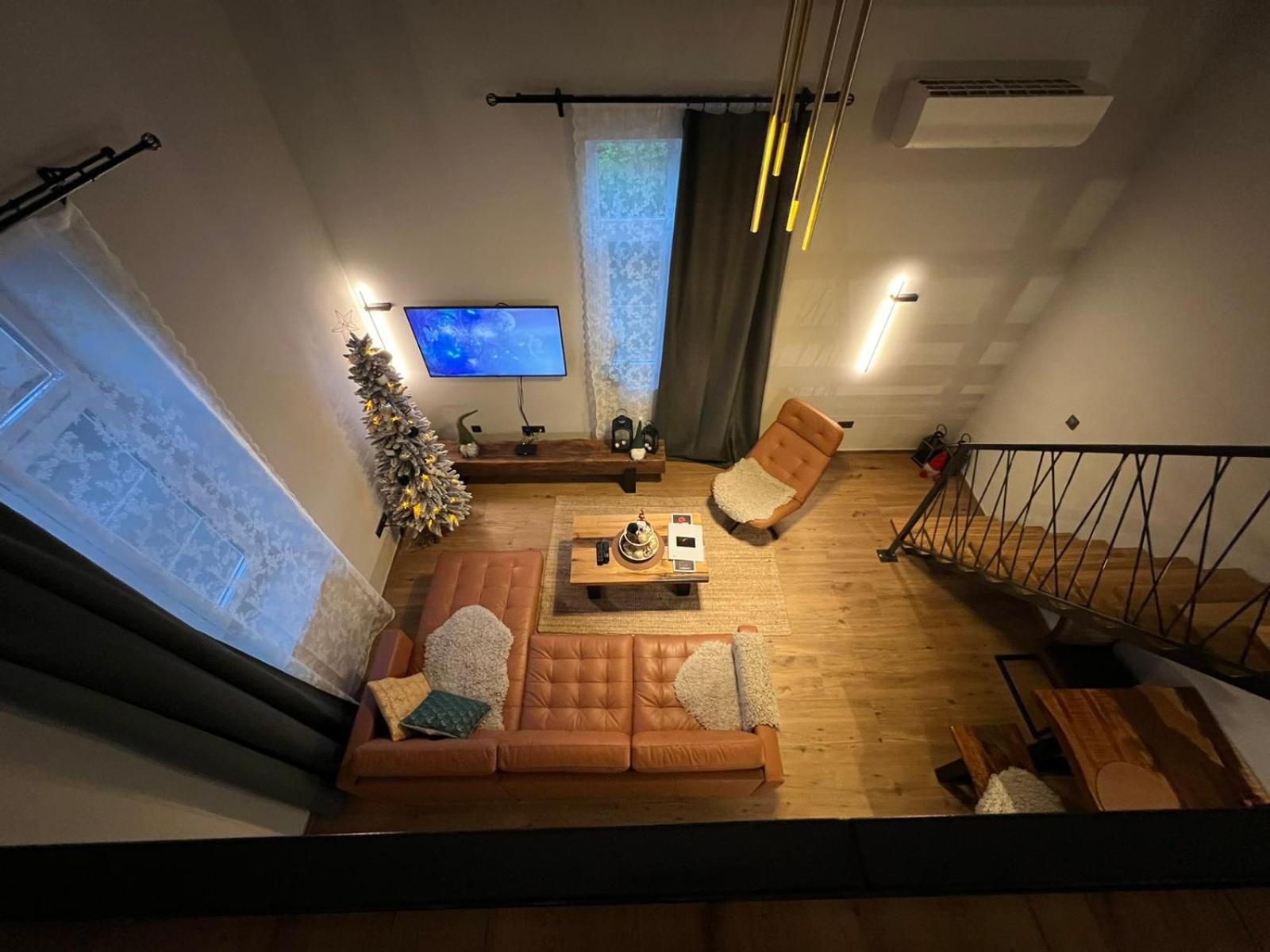 Apartman Saturn