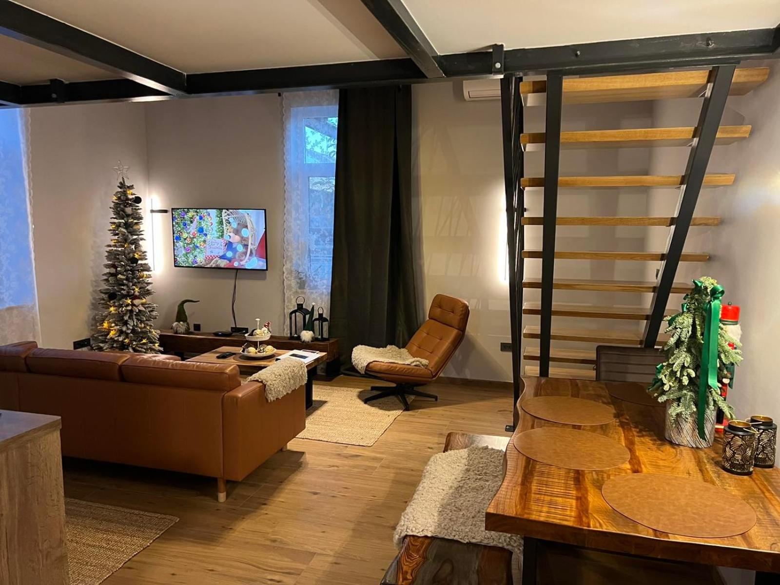 Apartman Saturn