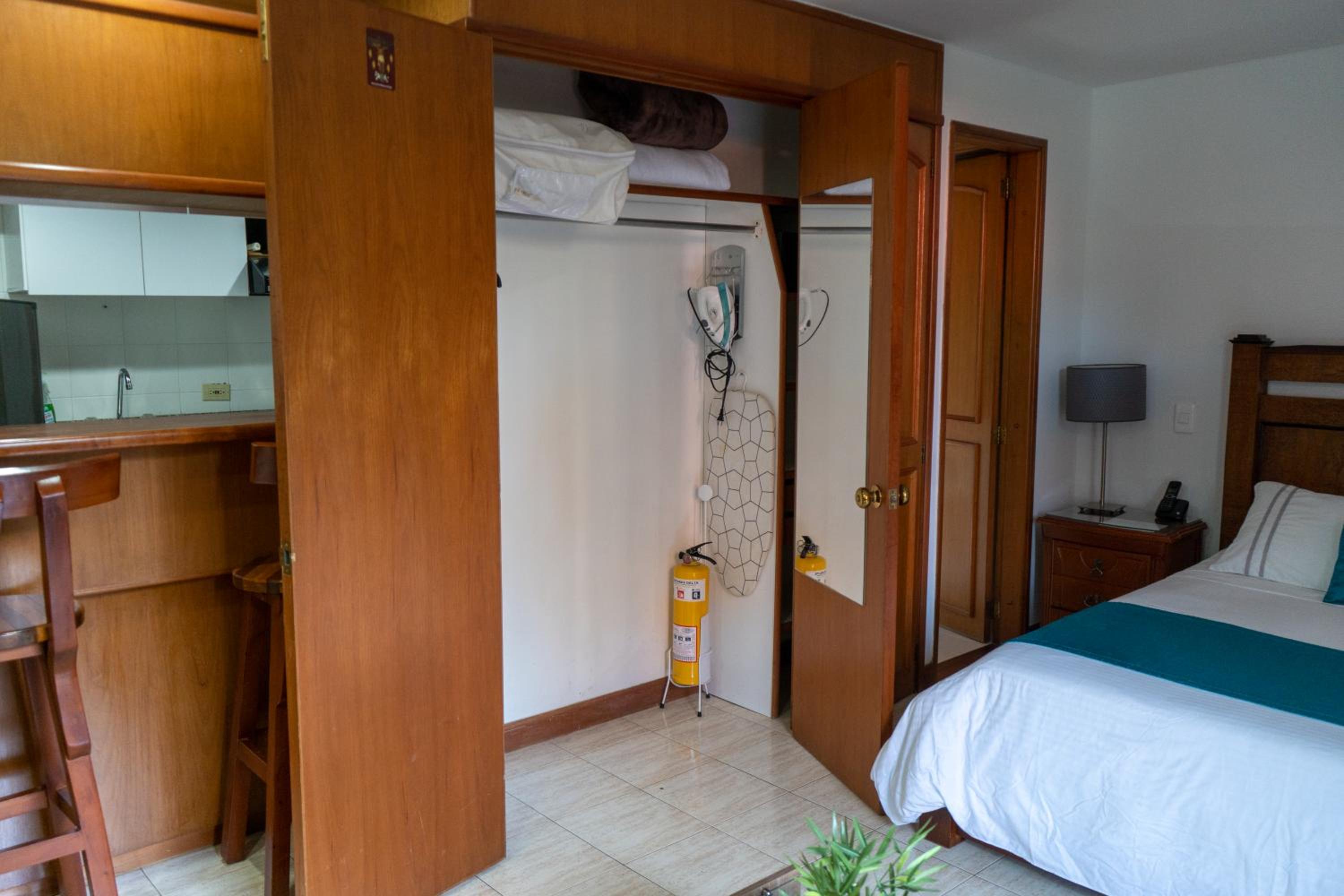 Comfortable quite Studio in El Poblado Medellin