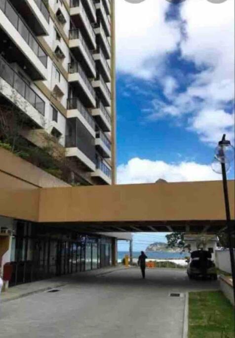 FLAT ENCANTADOR BARRA/JARDIM OCEÂNICO - FRENTE MAR JUNTO À OLEGÁRIO MACIEL