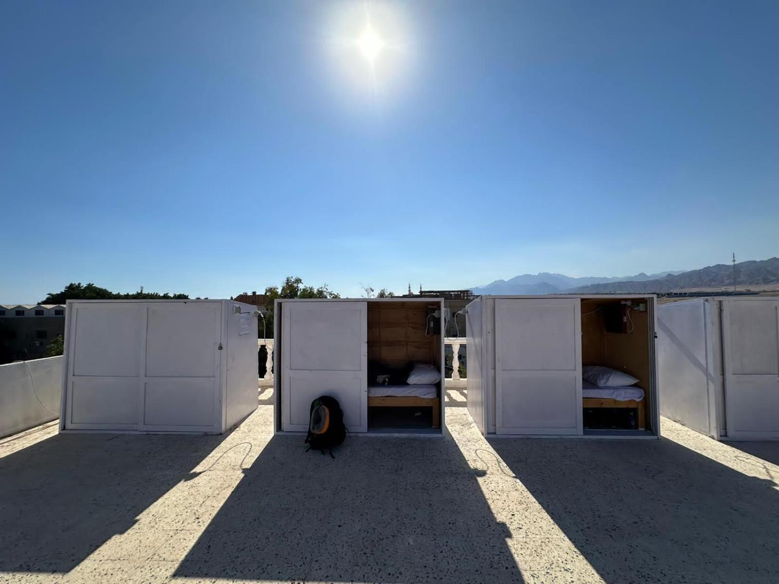 Hotel Nautilus Capsules - Image 1