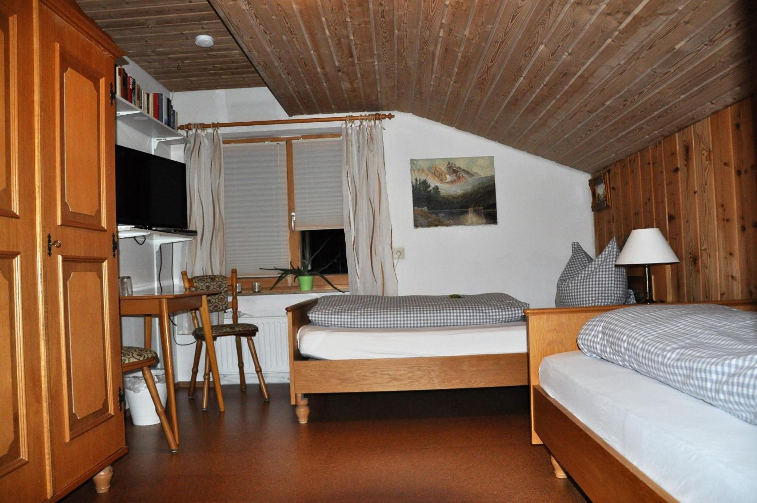 Pension Hirsch view 5