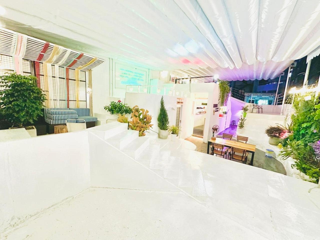 Spacious Penthouse private rooftop in D1 HCMC