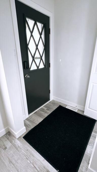 Classy single family house, walk to St Boniface
