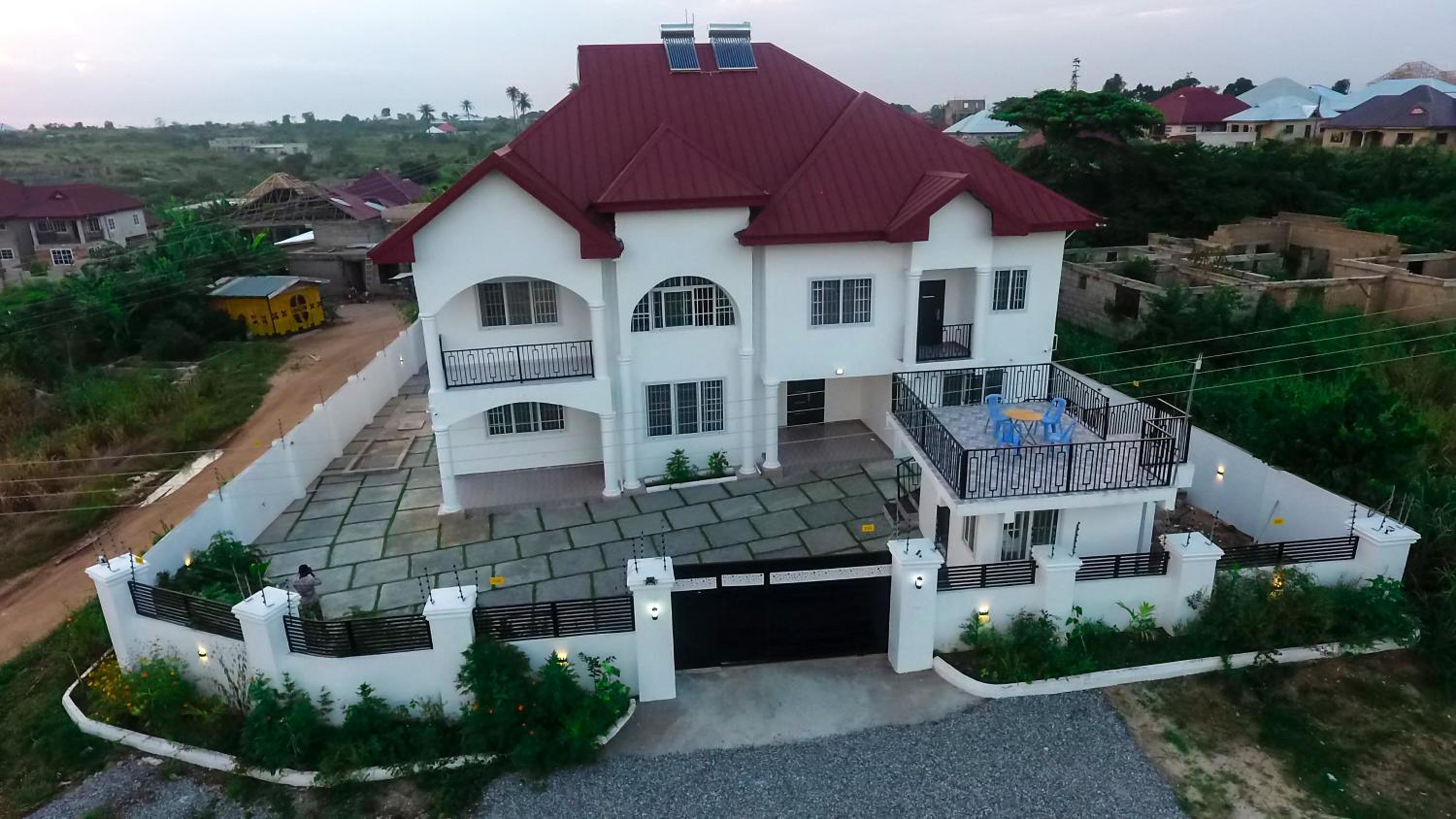 MILYREX VILLA