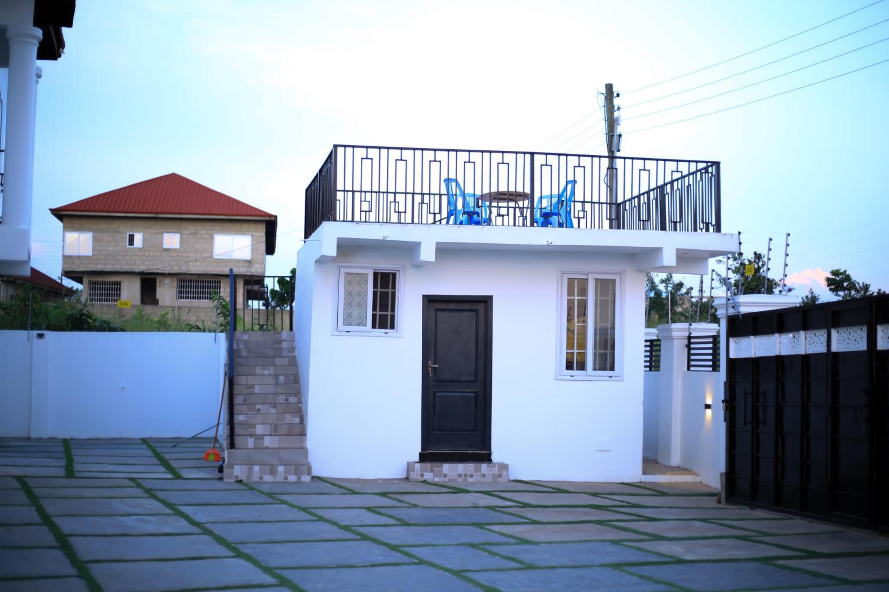 MILYREX VILLA