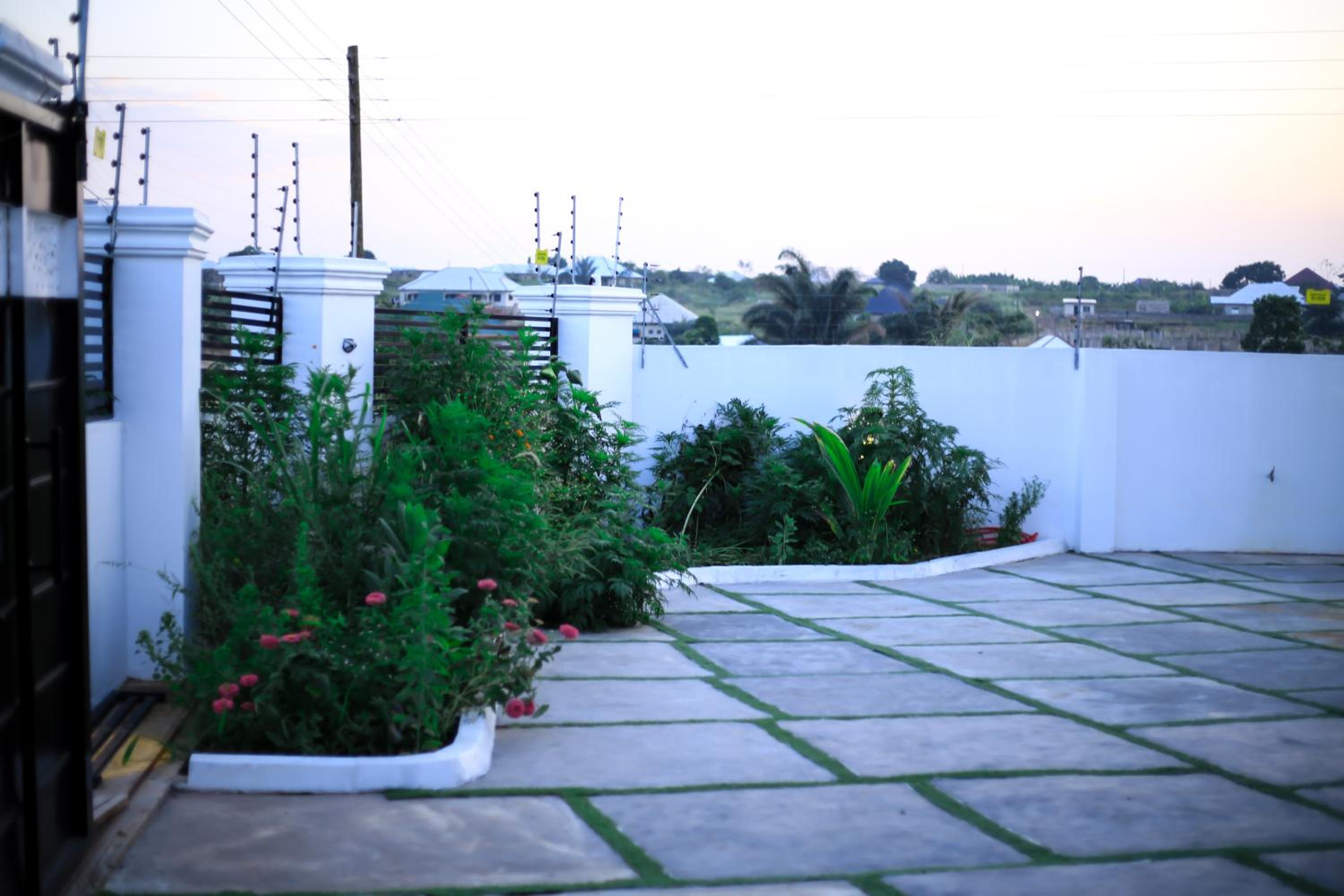 MILYREX VILLA