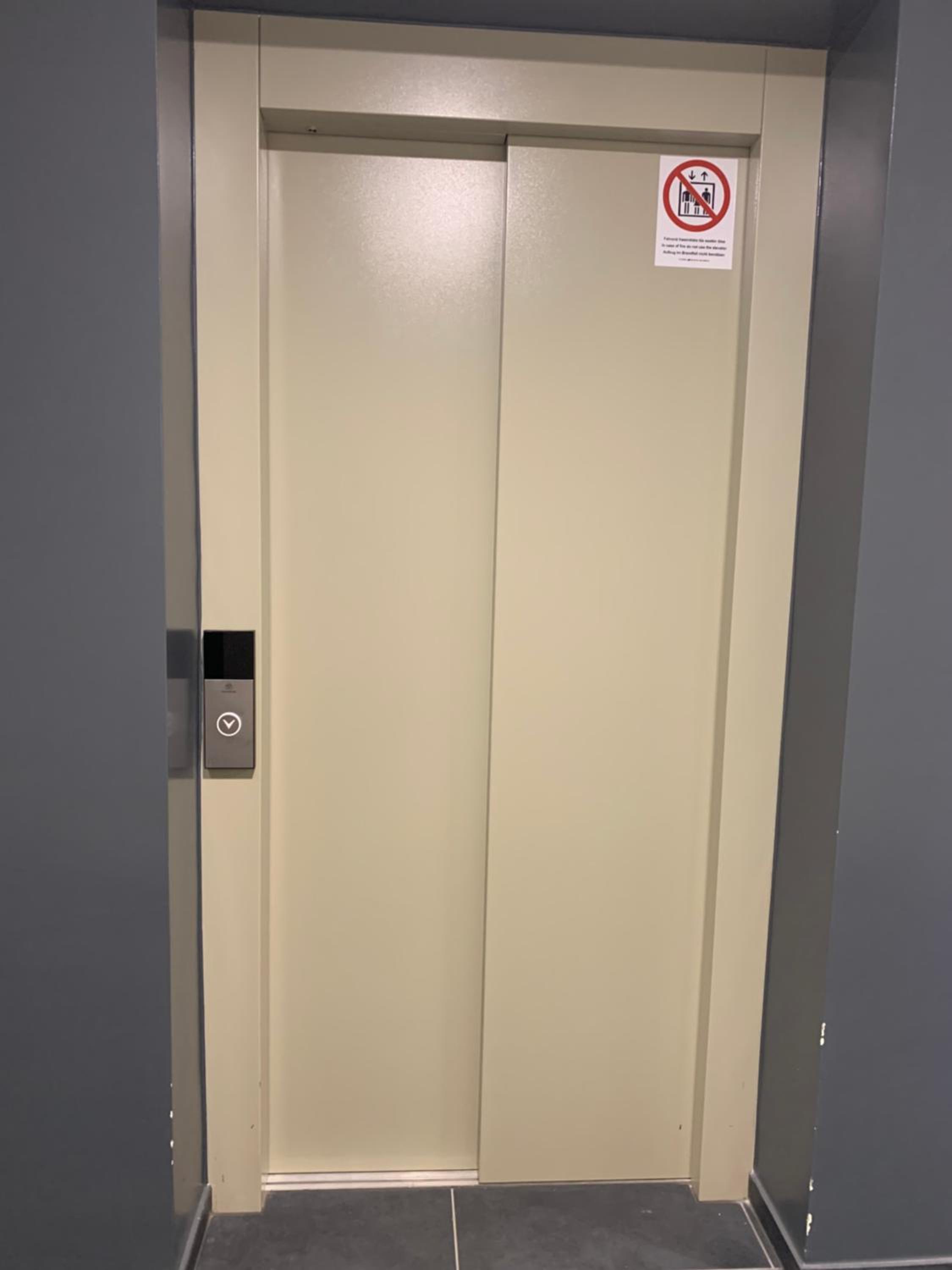 Photo 18