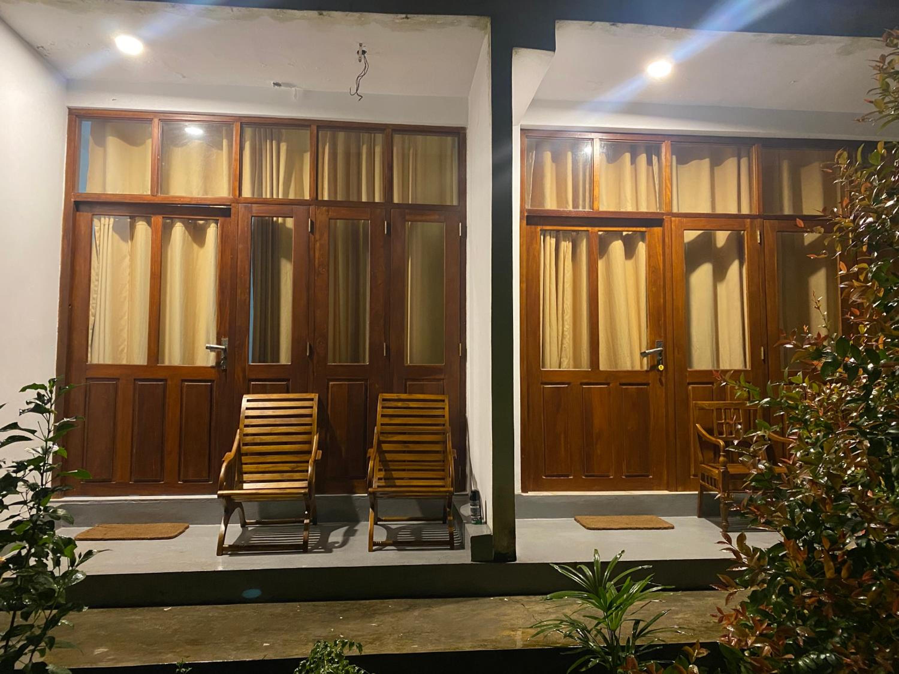 Talalla Ocean Beach Bungalow