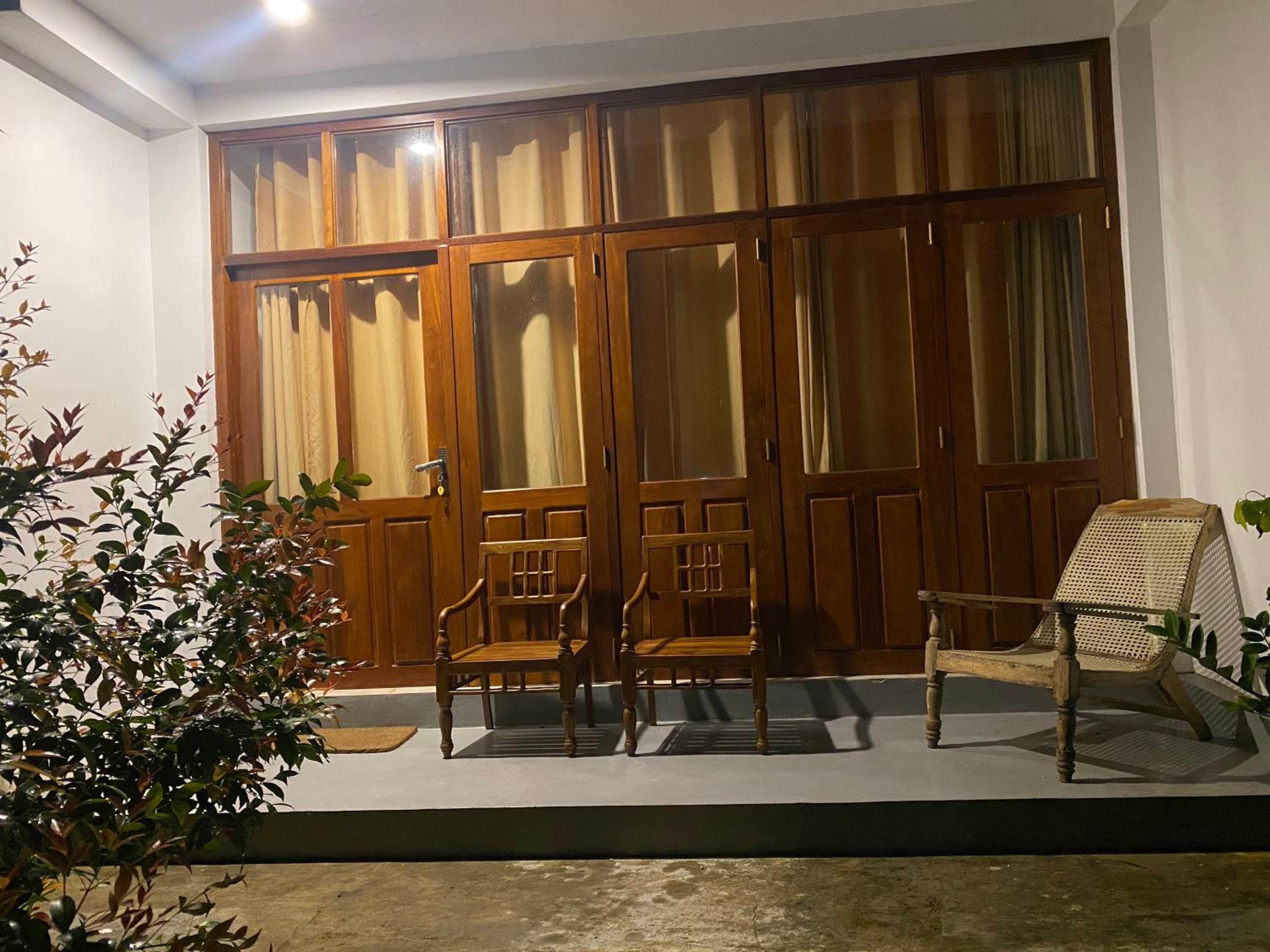 Talalla Ocean Beach Bungalow