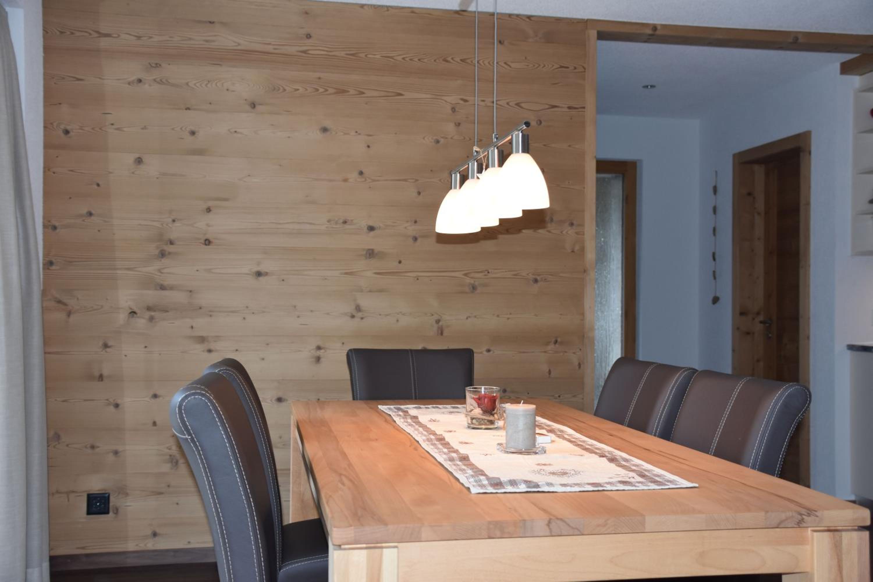 FERIENWOHNUNGEN Chalet Hohturnen