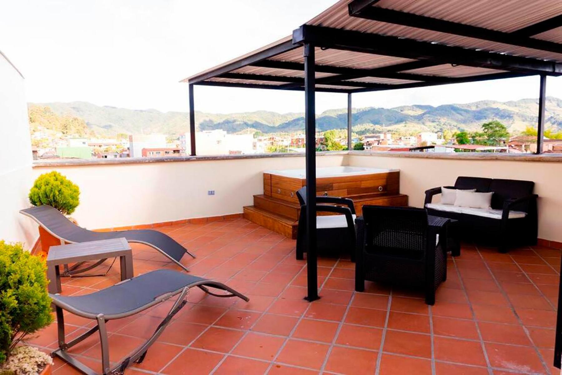 Apartamento 402 - Terraza con Jacuzzi - 3 Habitaciones - Rentas Cortas Gerencial