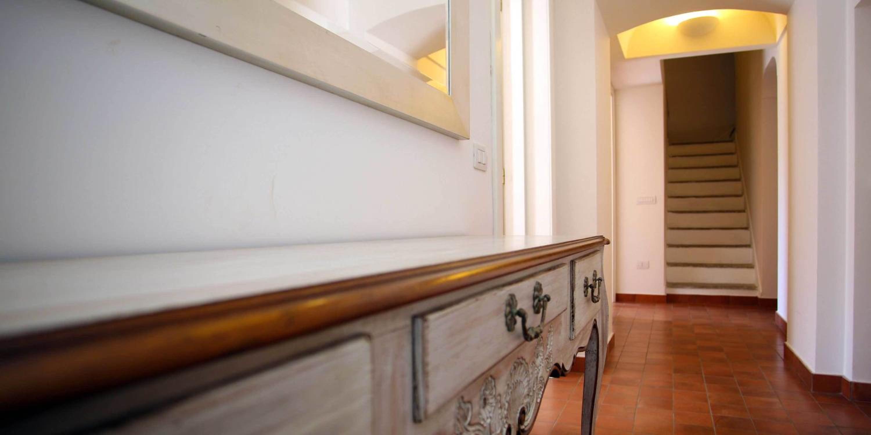 Palazzo Iaquinto view 4