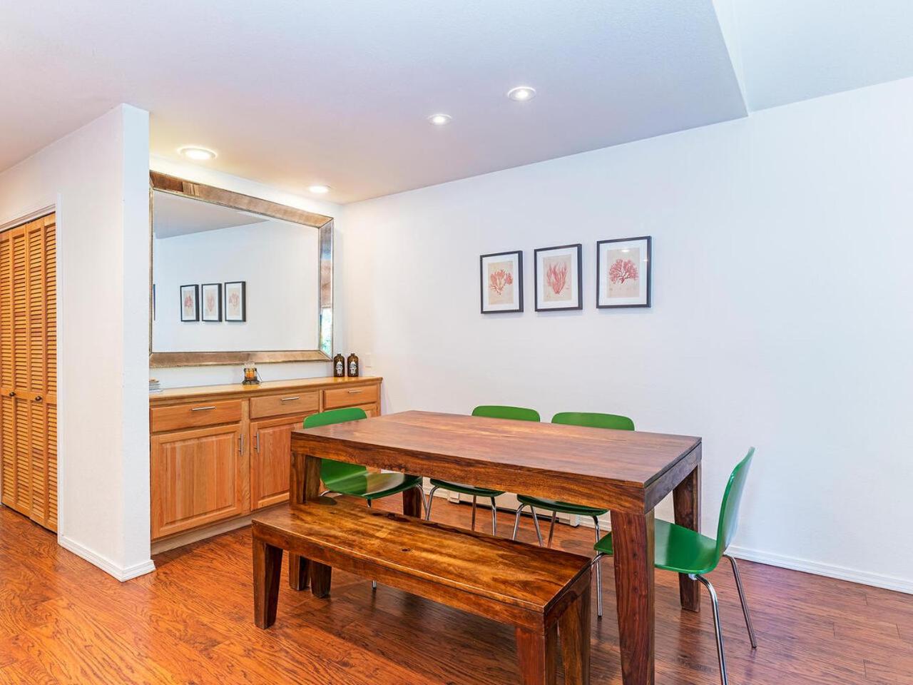 252 McCloud Upper level unit view 4