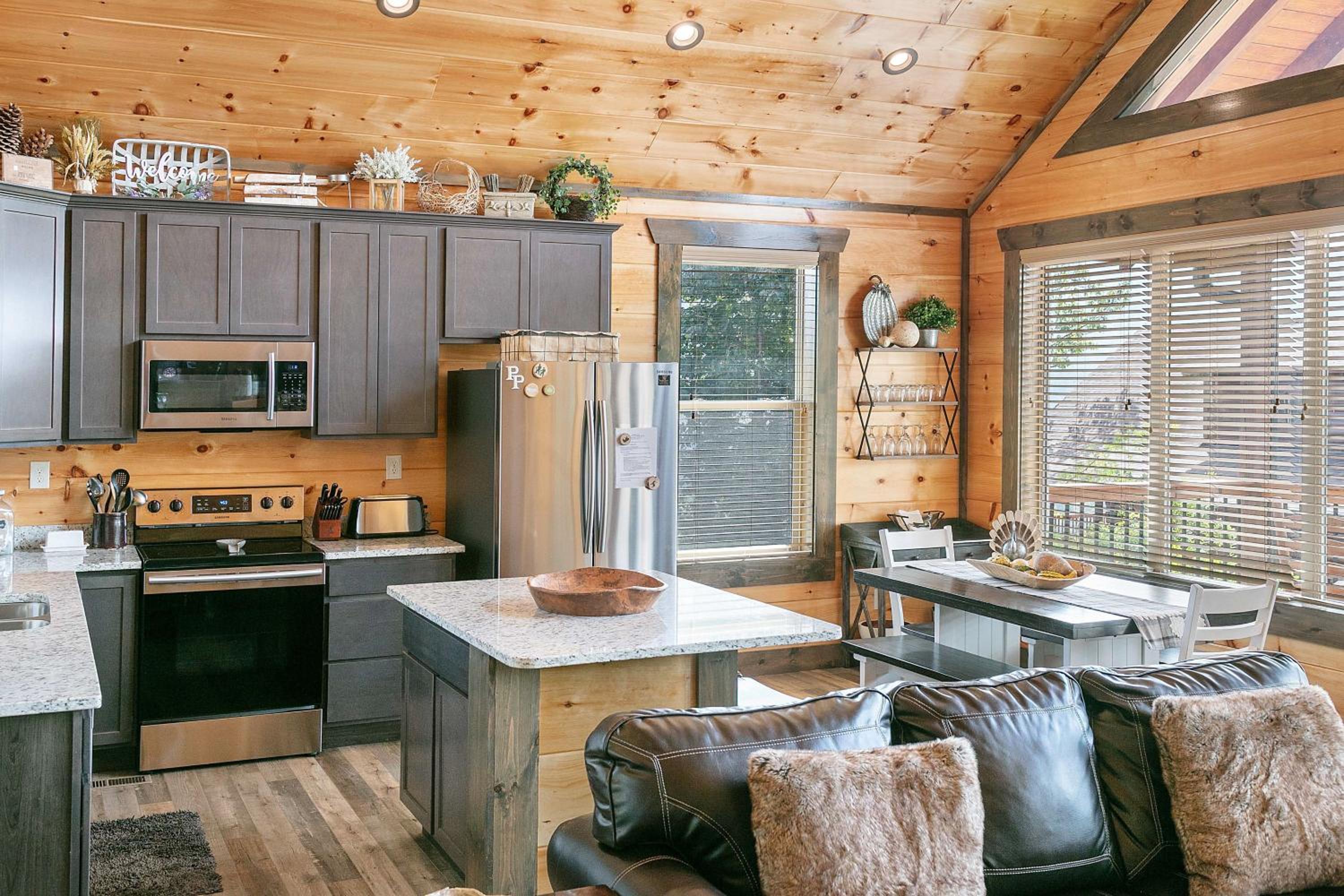 Picadilly Perch