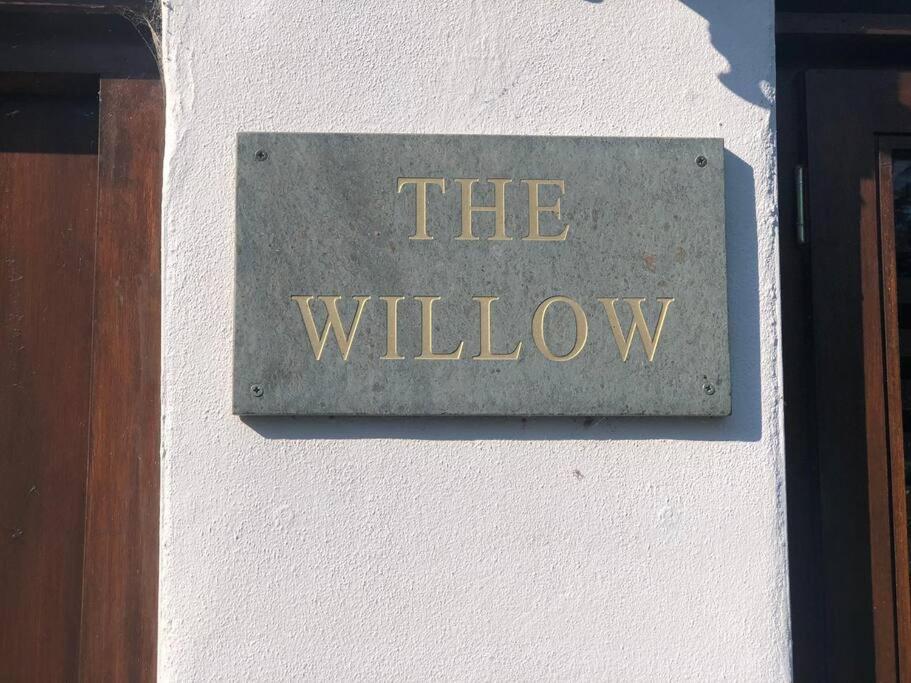 The Willow (Alton Towers, Animals, Peak District) view 2