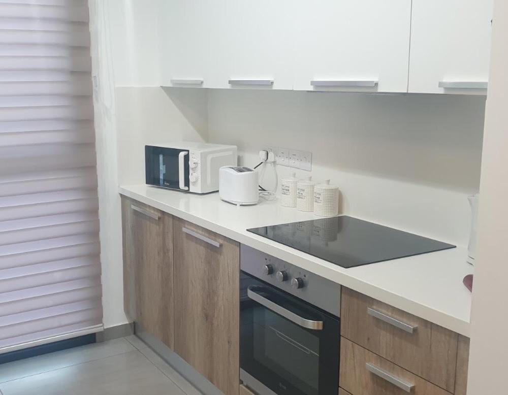 Deluxe 1 Bed Apt Ayios Dometios