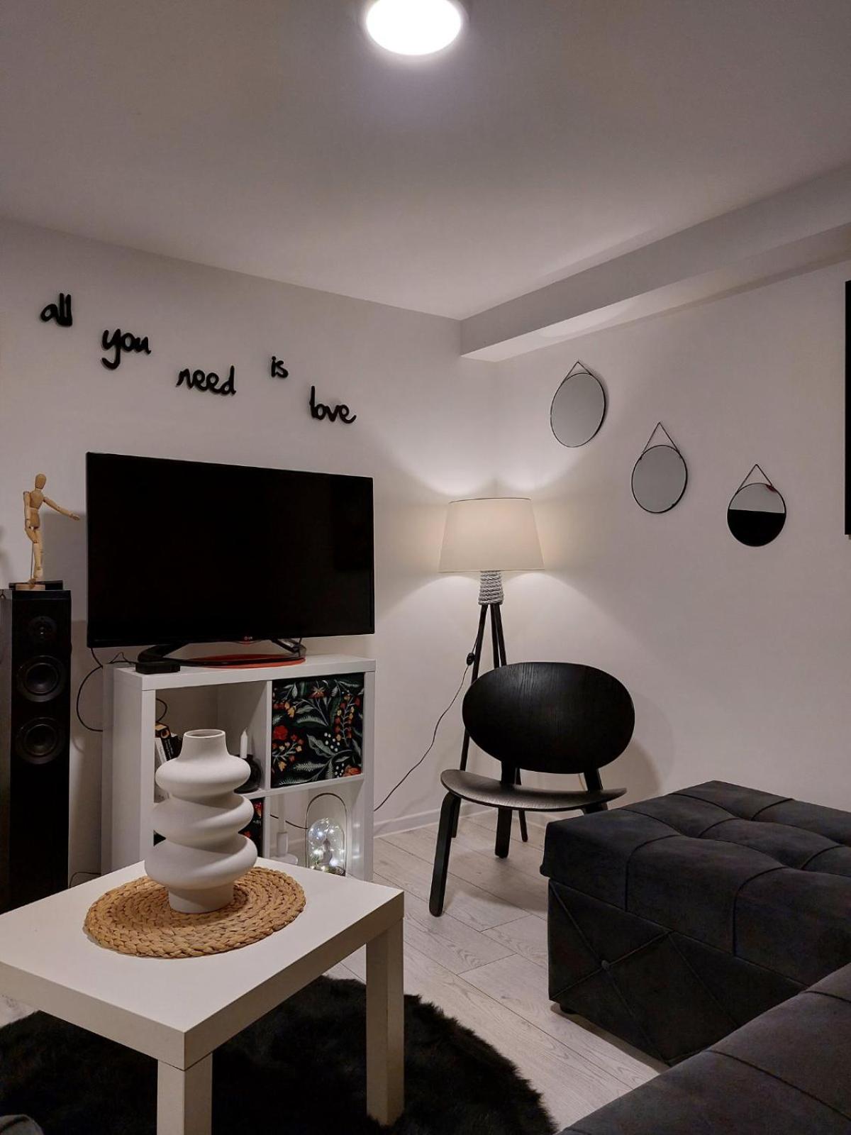 Bowler Hat Apartment Belgrade