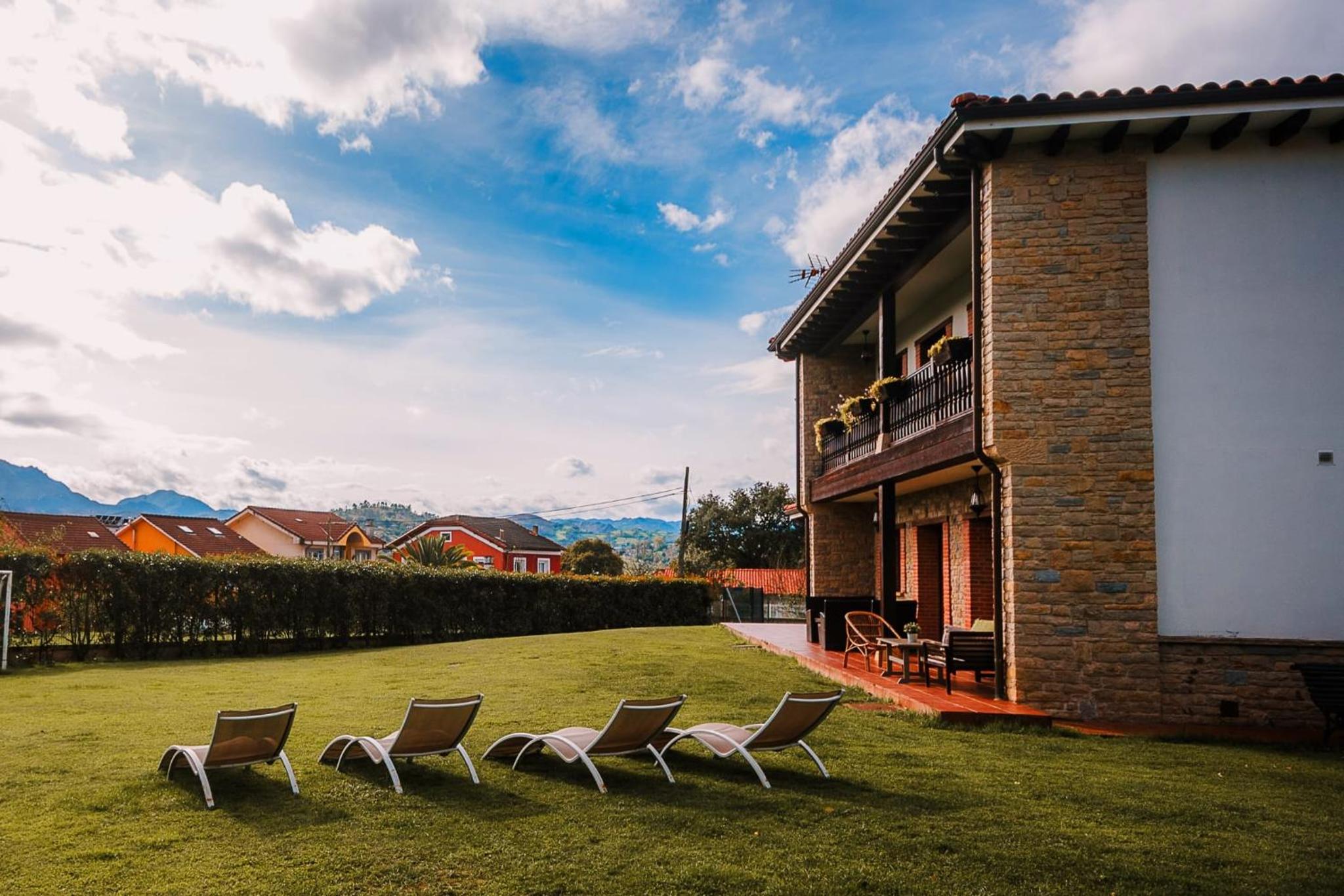 Villa Tiviti view 2