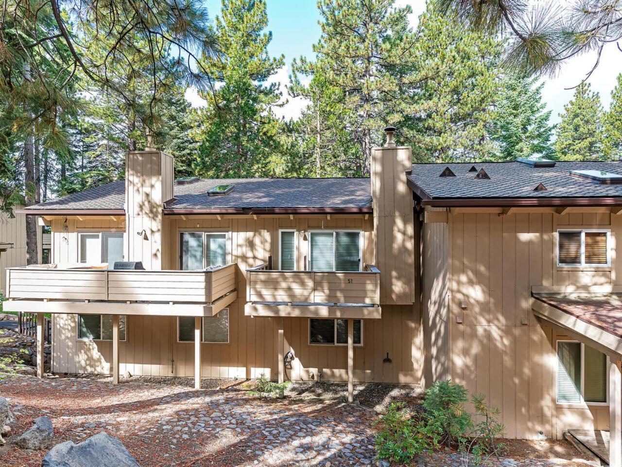 51 Mountain Shadows - 2 bedroom condo with pool view 2