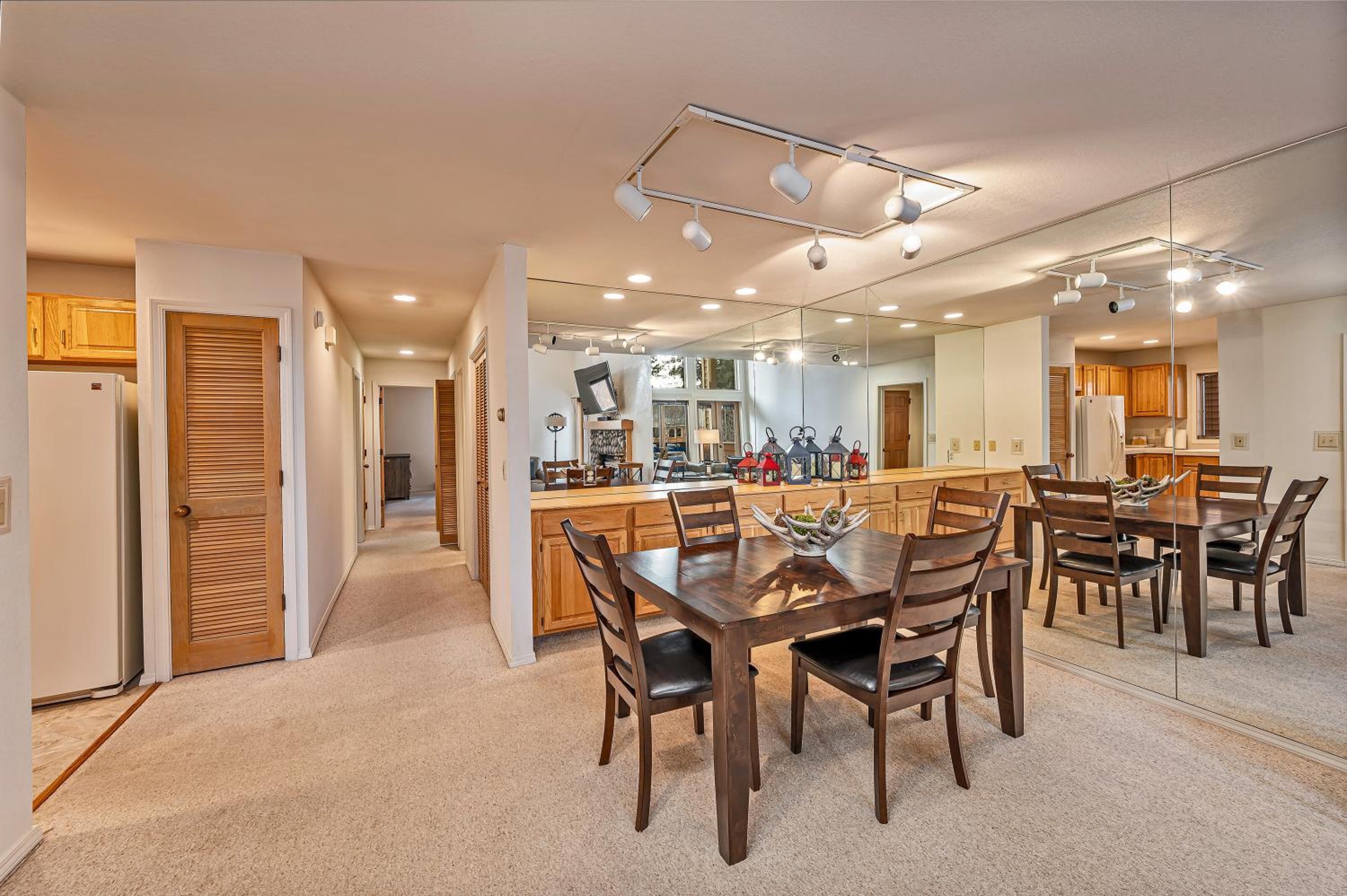 5 McCloud - Bright and Quaint Living - Property Image 16