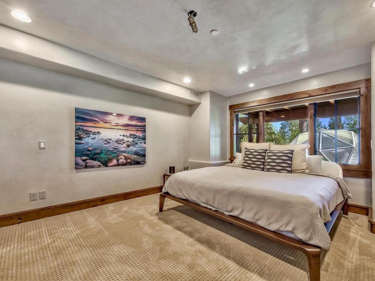 A Touch Of Tuscany In a Lake Tahoe Estate - Property Image 30